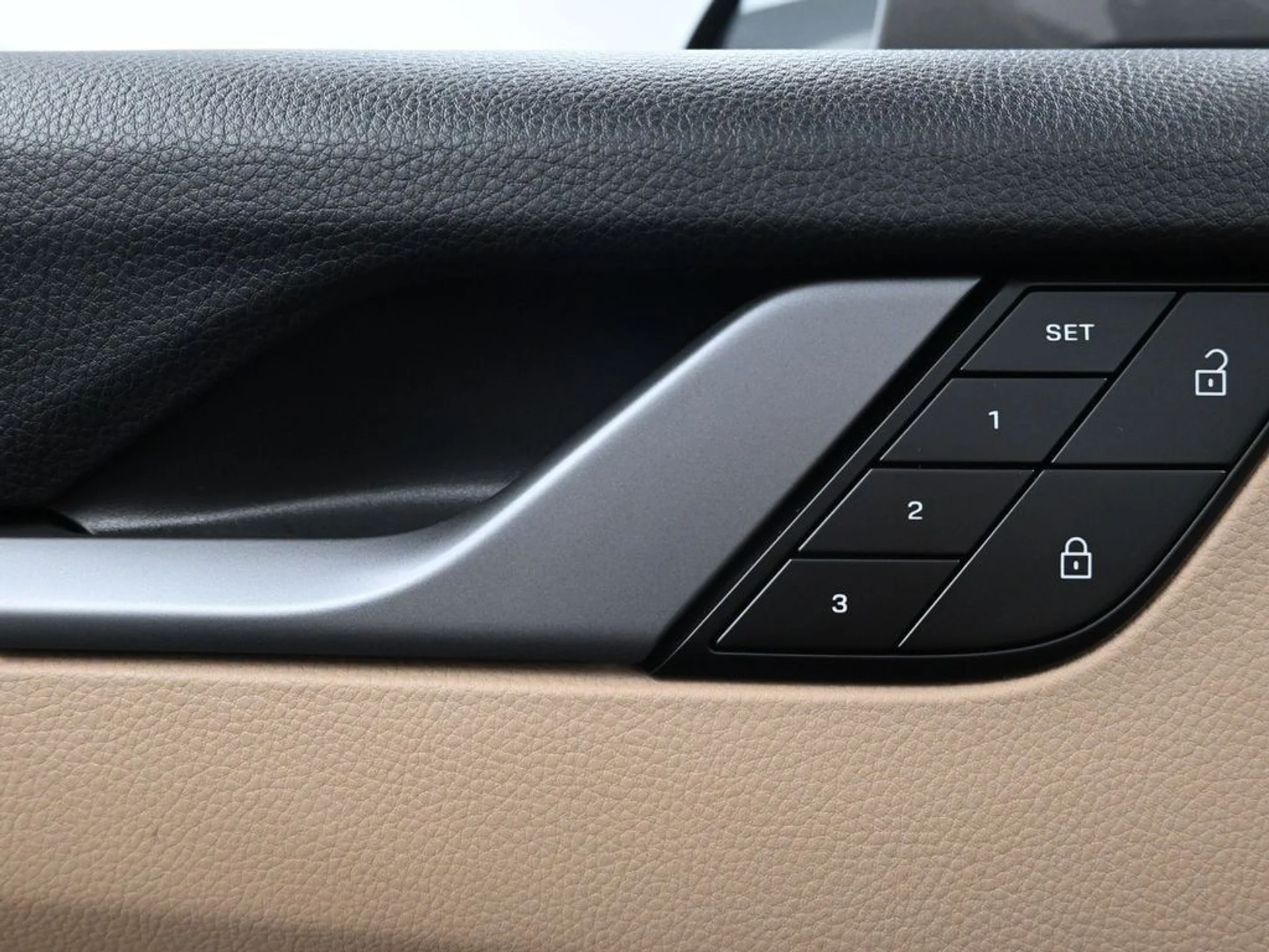 mph015_1209552683_c7b2e956690dfee6ef9af6f43b0db33cx_04d88f70bf