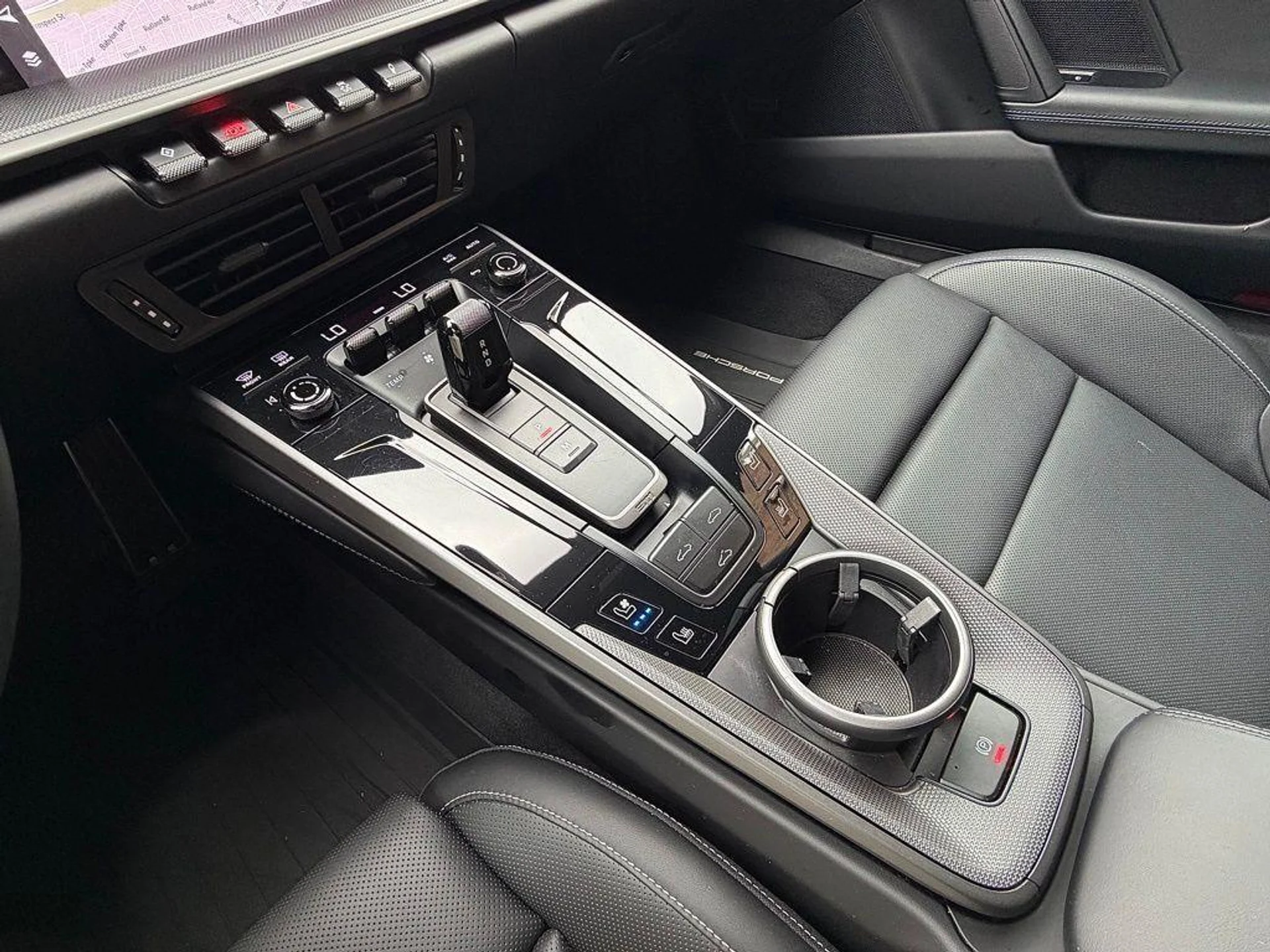 mph015_1211192110_yq5bor_L_y9k_Hc_Zsfaa_NB_3_Ovd_Y_1955d7369f