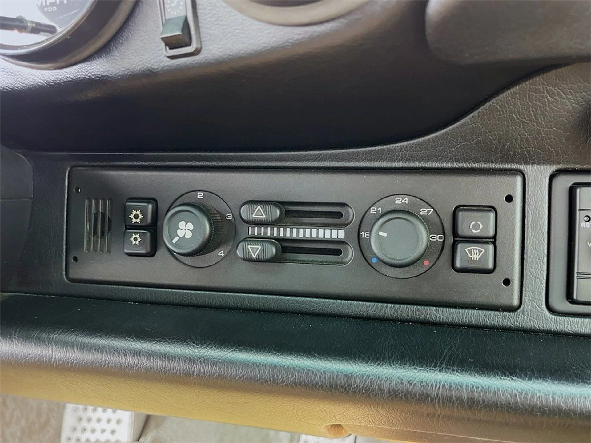 mph015_1214009293_12e80bd7458d0e1ddf0cb33c40a664e6_5f864919d0