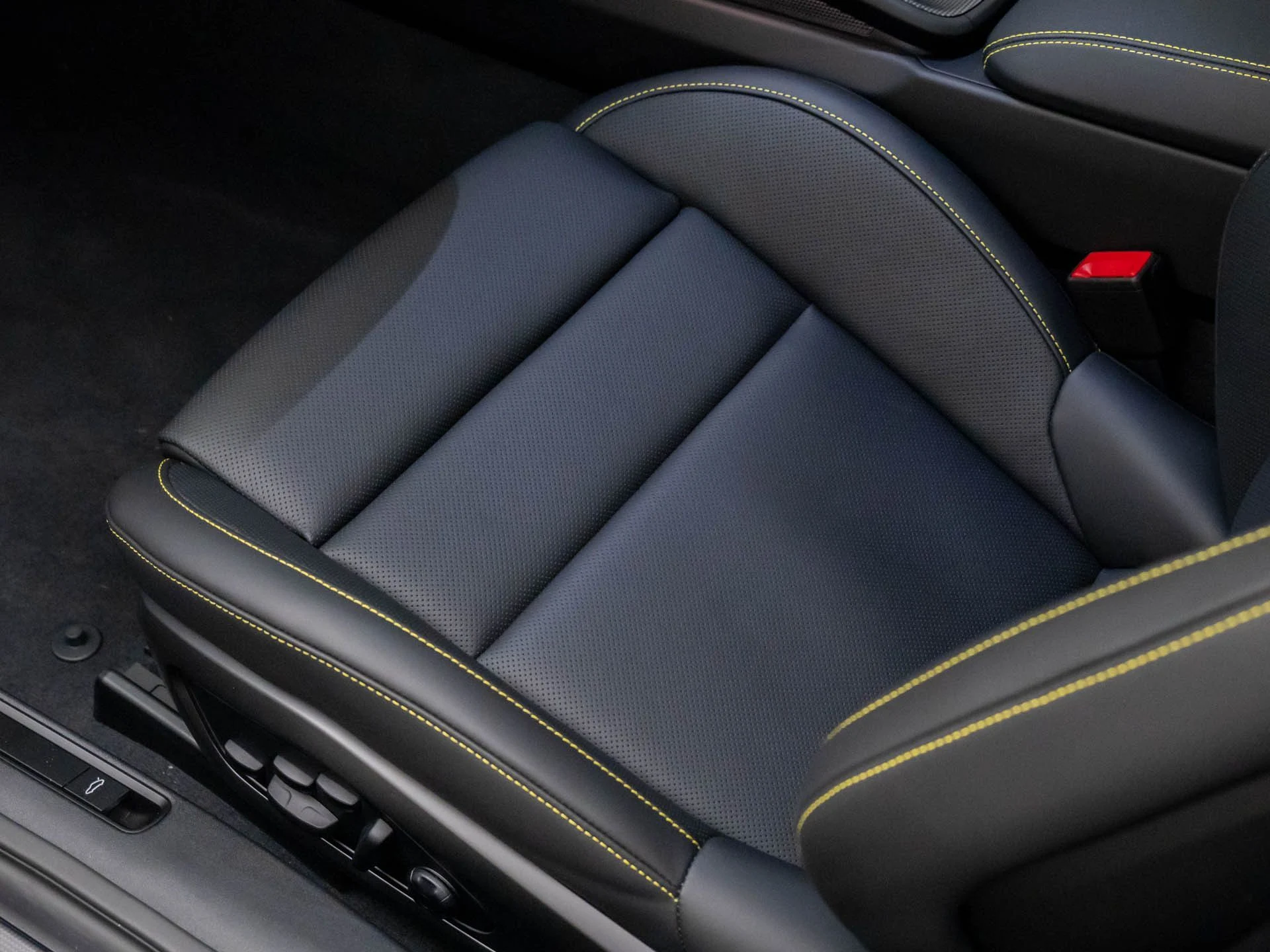 mph015_1218098843_2f326bc984caf6e2ddb4978a6f0eb6aex_a7c2873bac