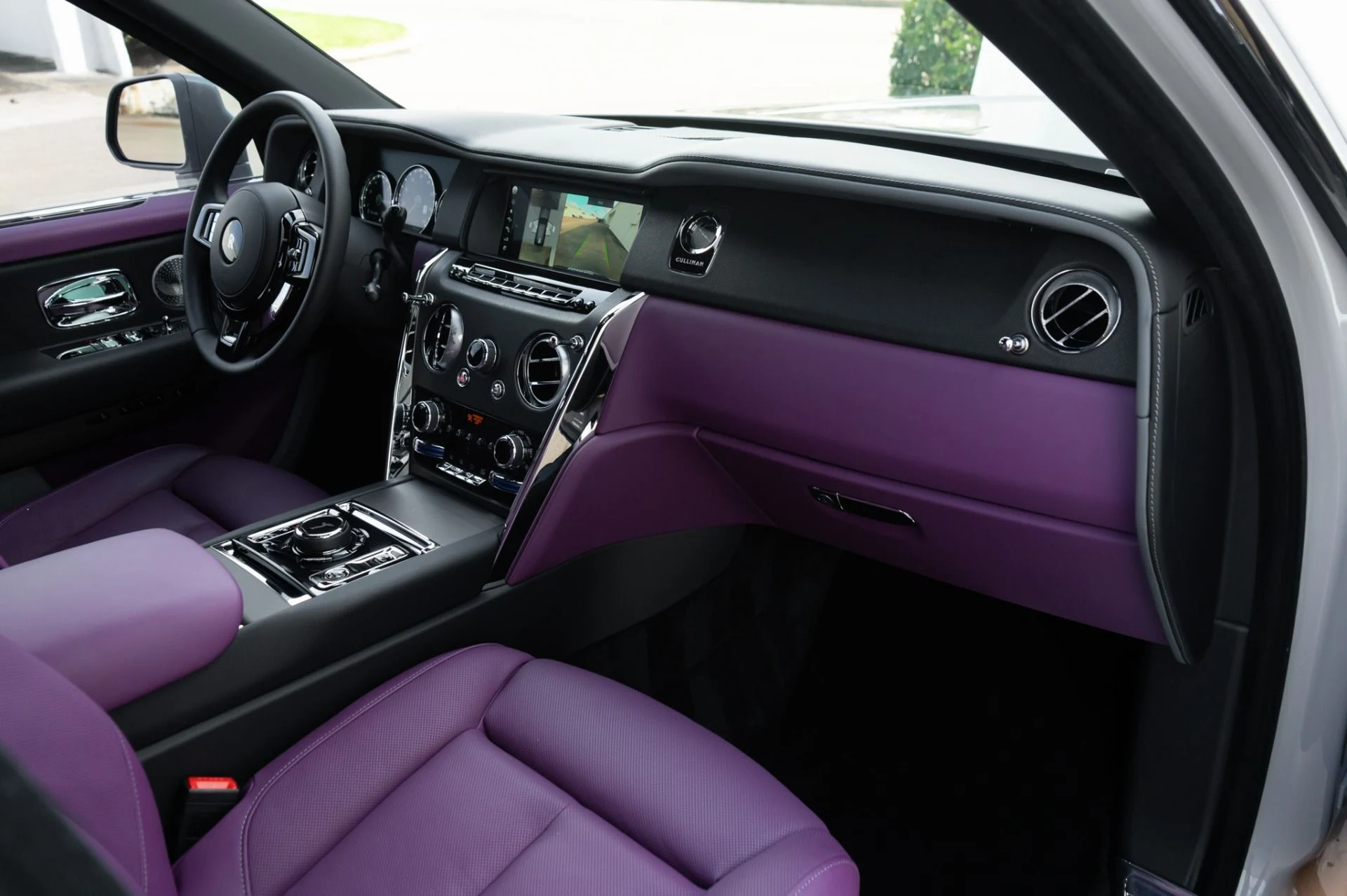 mph015_12188631_Used_2024_Rolls_Royce_Cullinan_1772750182_324abbb6e2