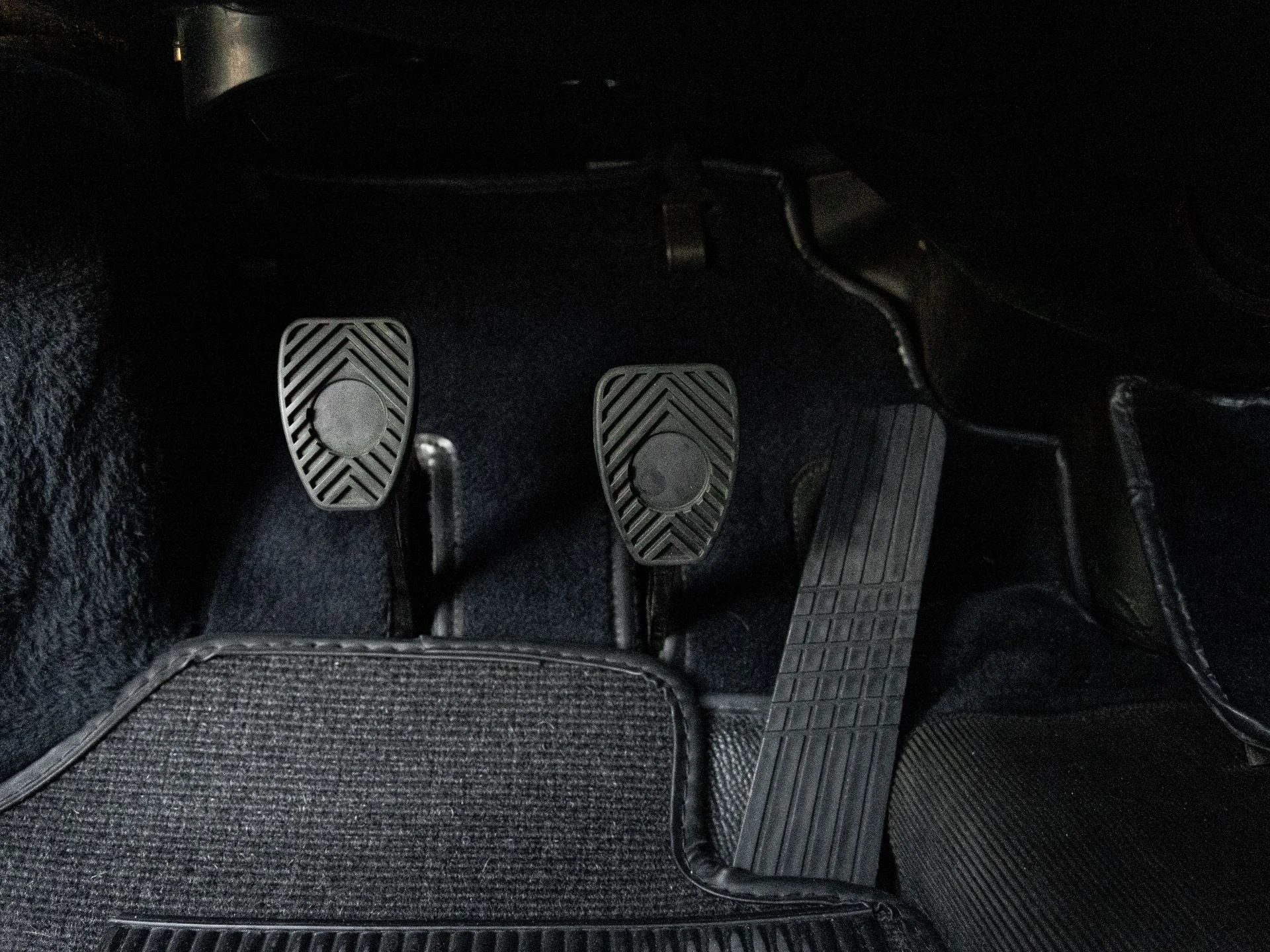 mph015_1220066767_16_0cfb49592e