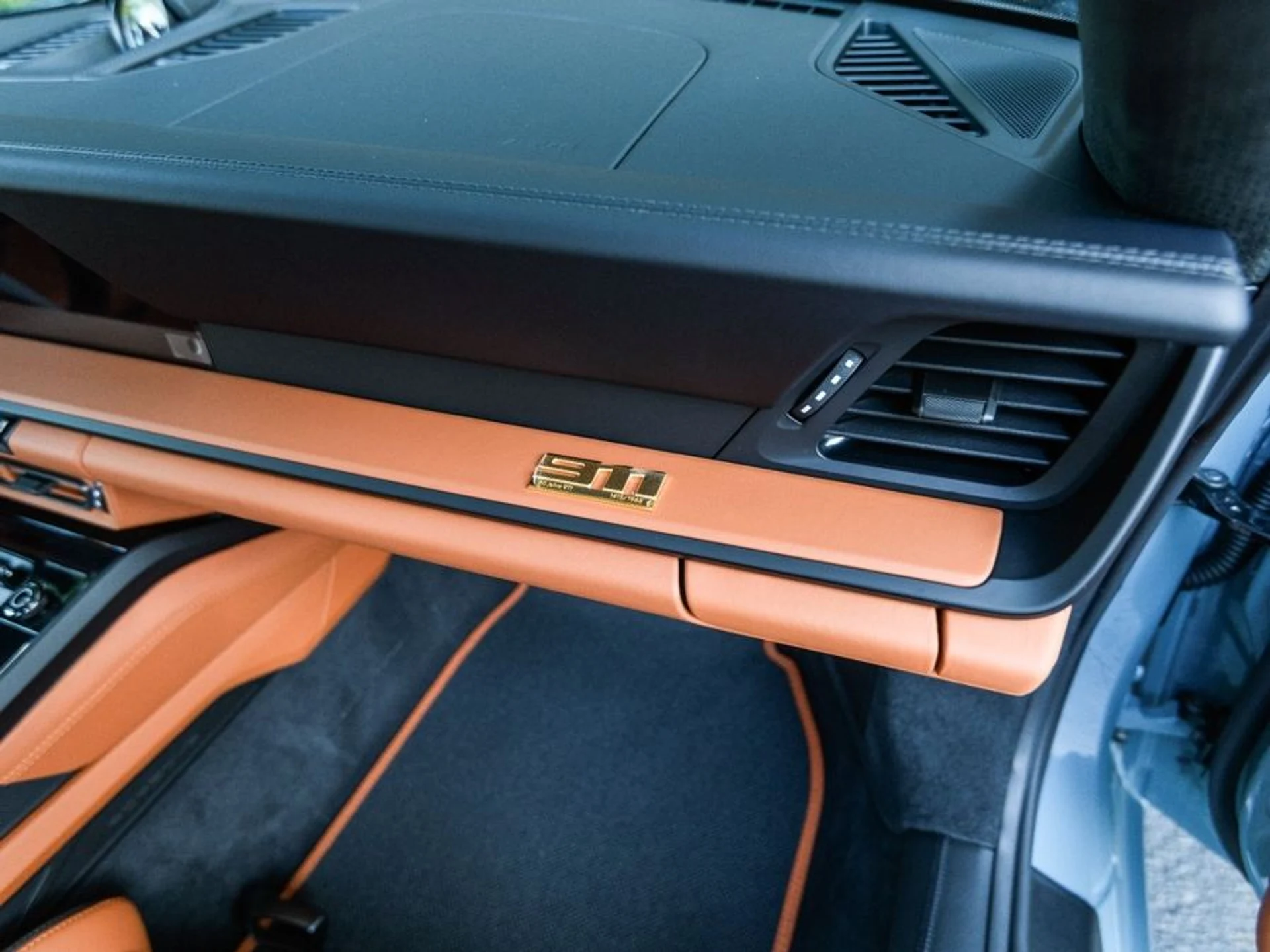 mph015_1227747944_0aa58ab2_a7fb_4b33_abda_469b9554a36d_64475369cf