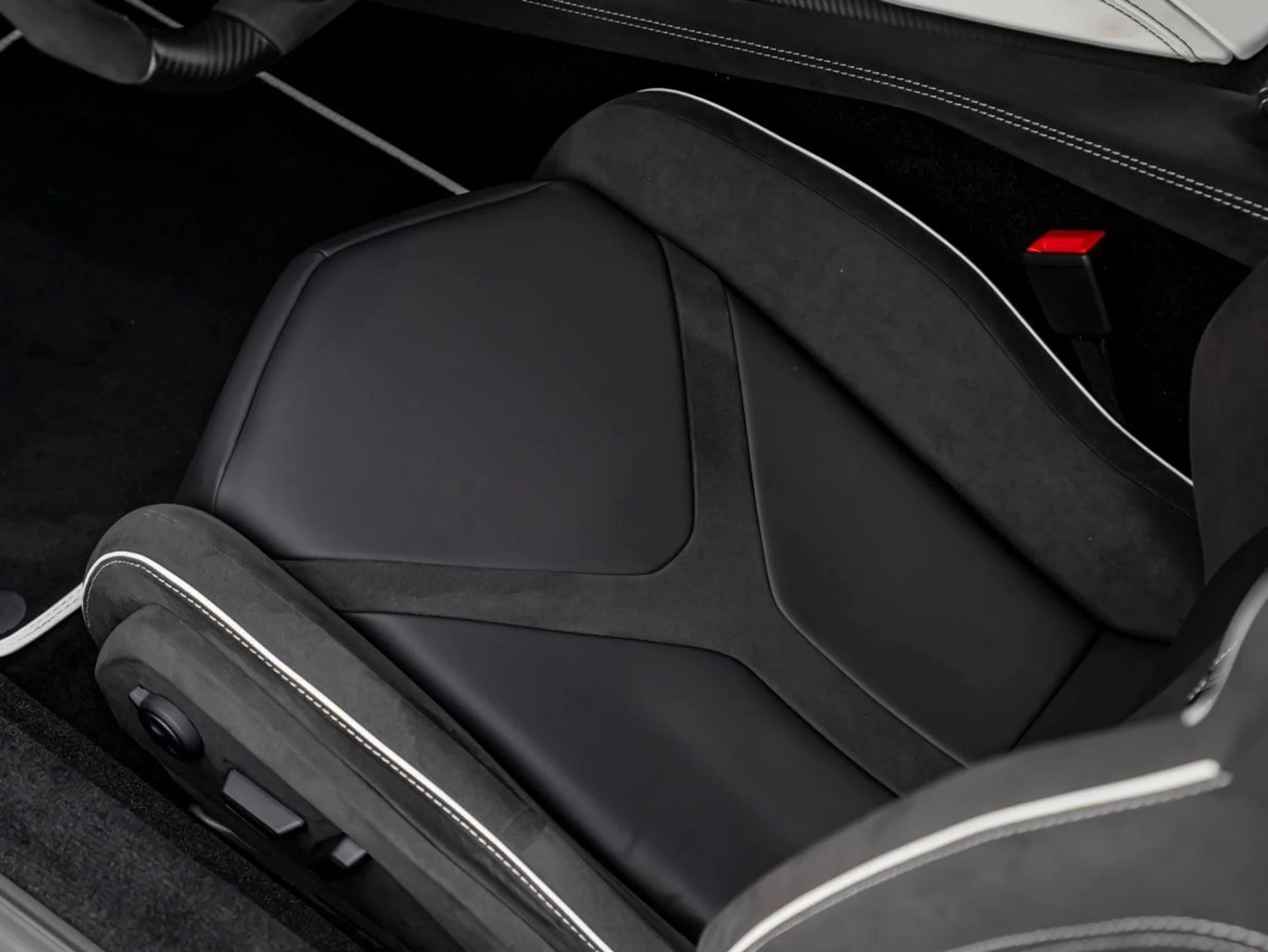 mph015_1229327204_16_126b449679