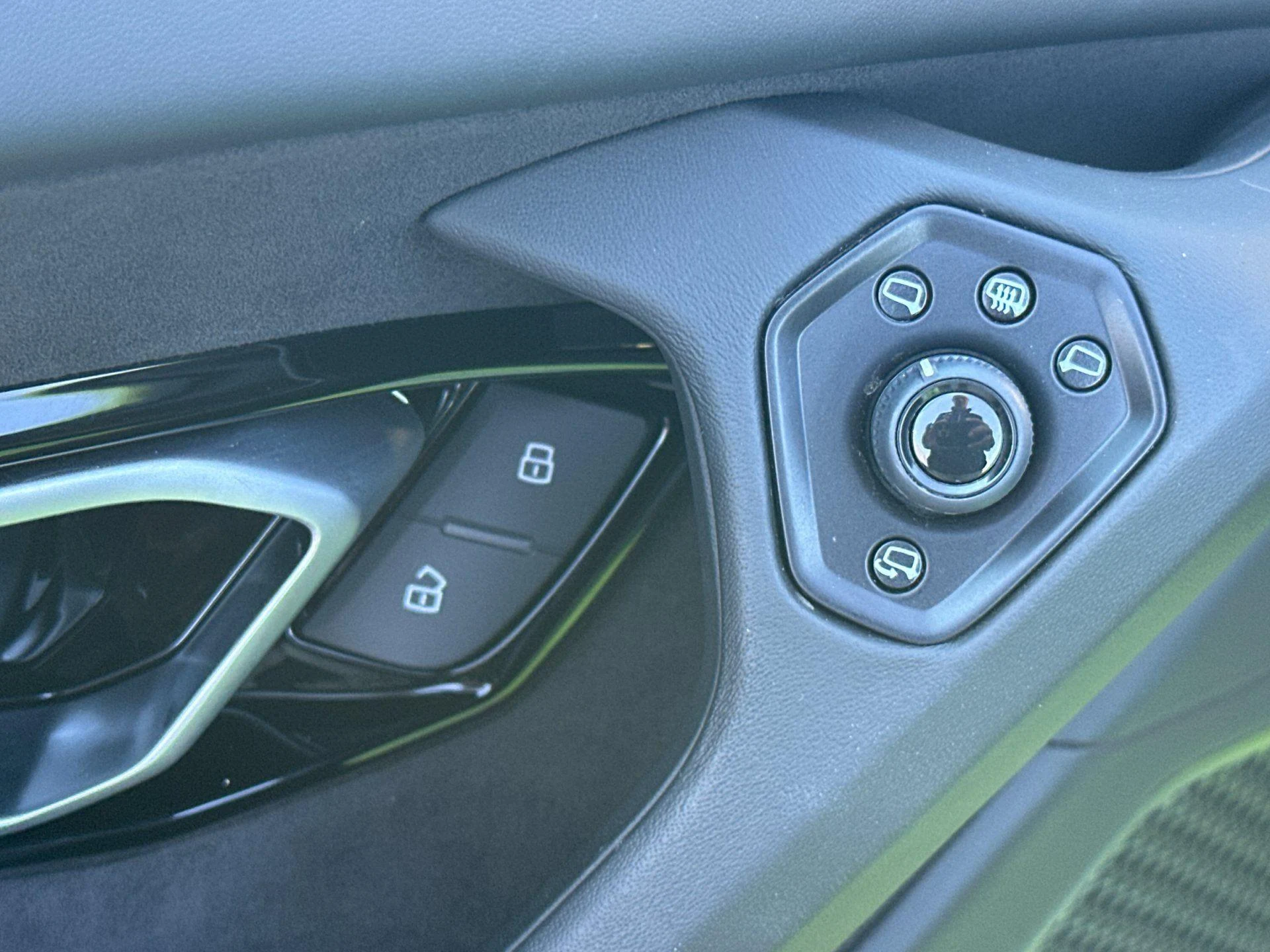 mph015_1229682959_Used_2020_Lamborghini_Huracan_EVO_1772634307_4813b4f200