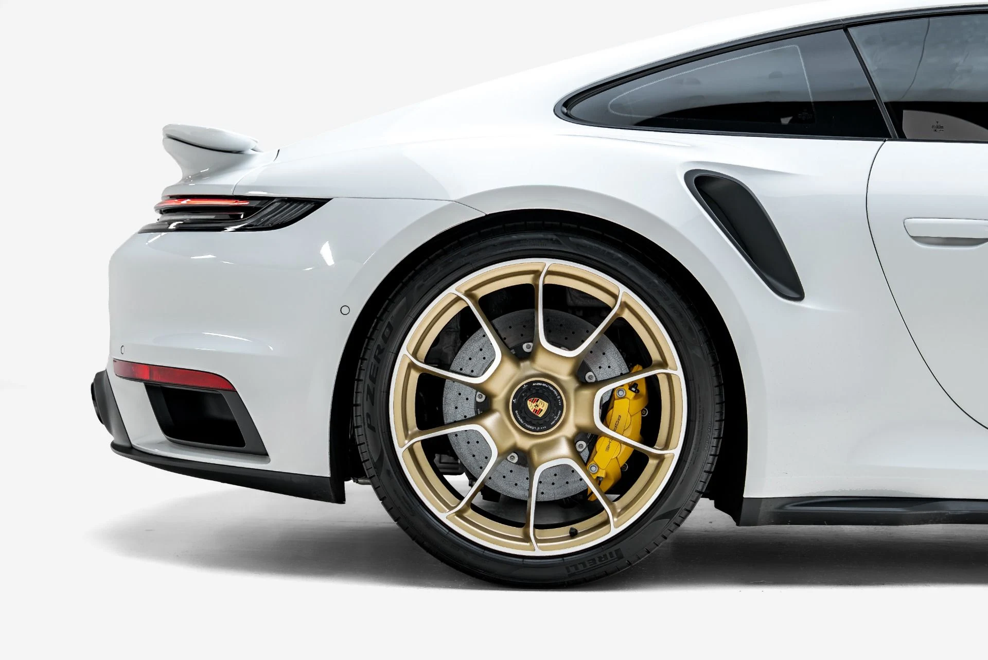 mph015_123098162_Used_2022_Porsche_911_Turbo_S_1788393839_dafd9150fb