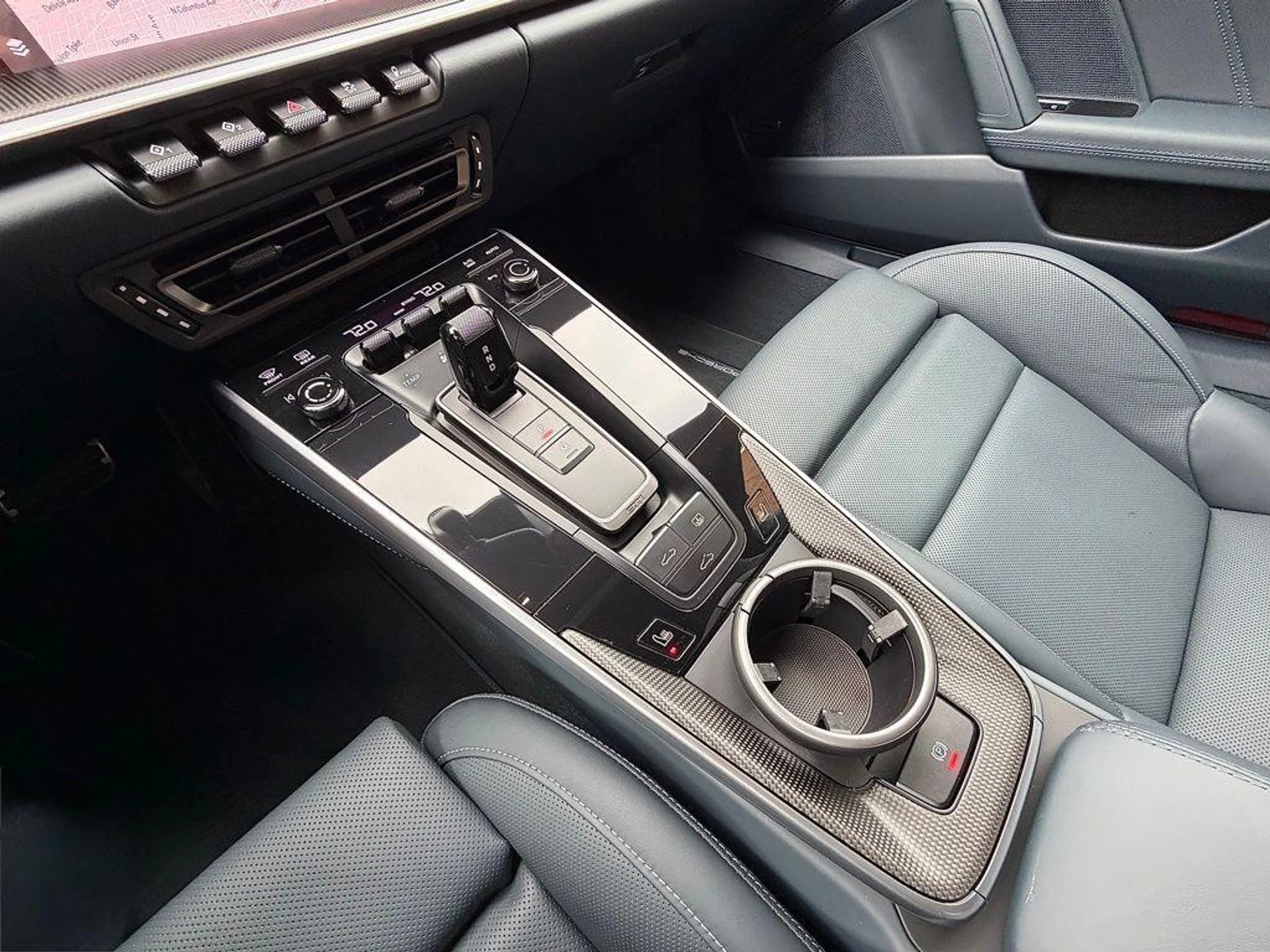 mph015_1232376449_Omz_Fg_KR_4_Ut_KT_Ee_Br_Ytc_Kz_S_Il_QE_2d102d2a8c