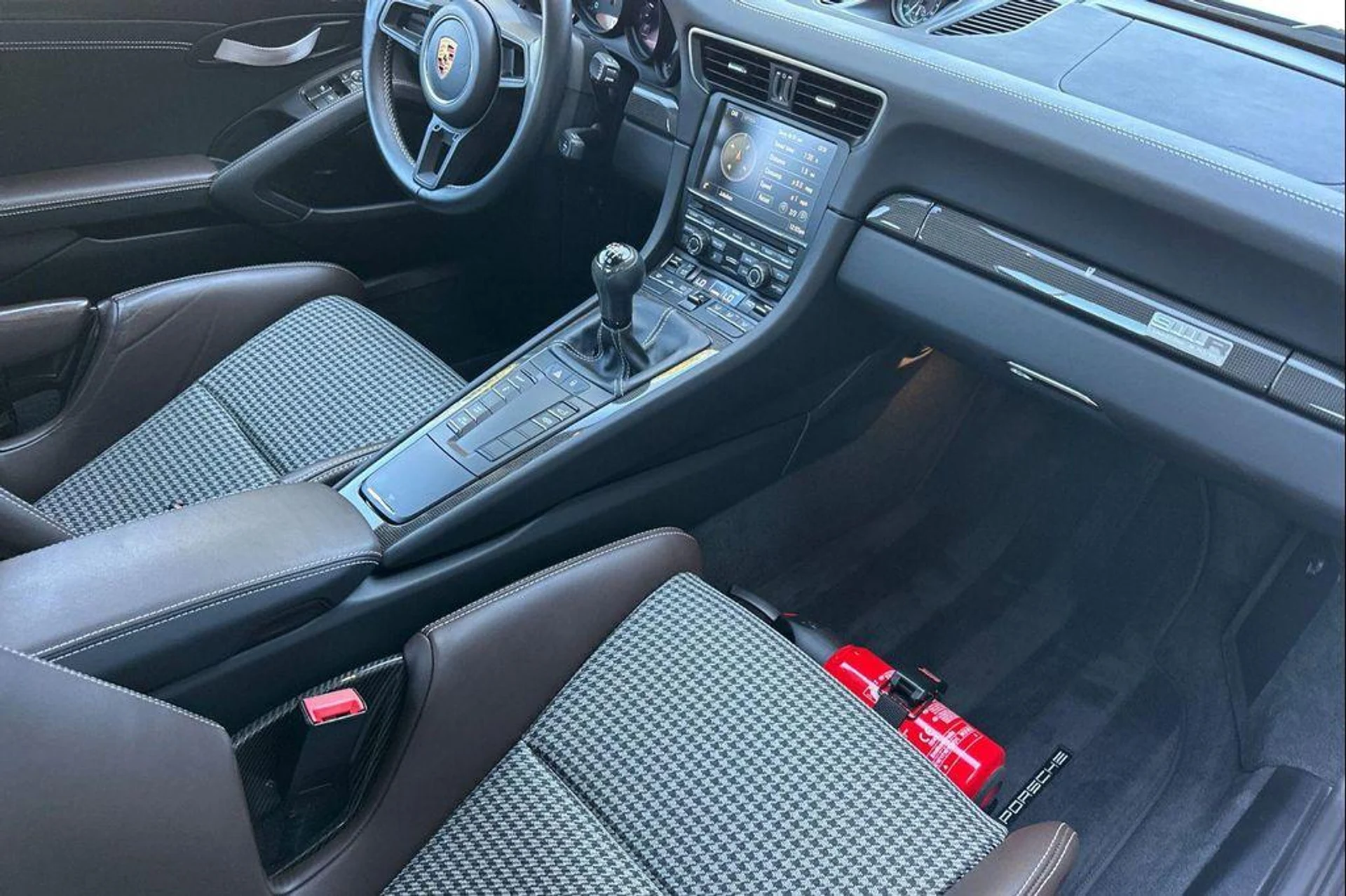 mph015_1232449101_6cf7_JX_Sdf_A3_CZKM_3_V_Rh_T02_Fuv_EM_0f04da6d78