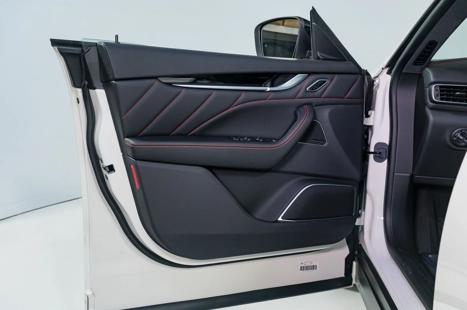 mph015_1233098823_1b13f23de5fbe89fb5685ff1789ef3ffx_51889bff93