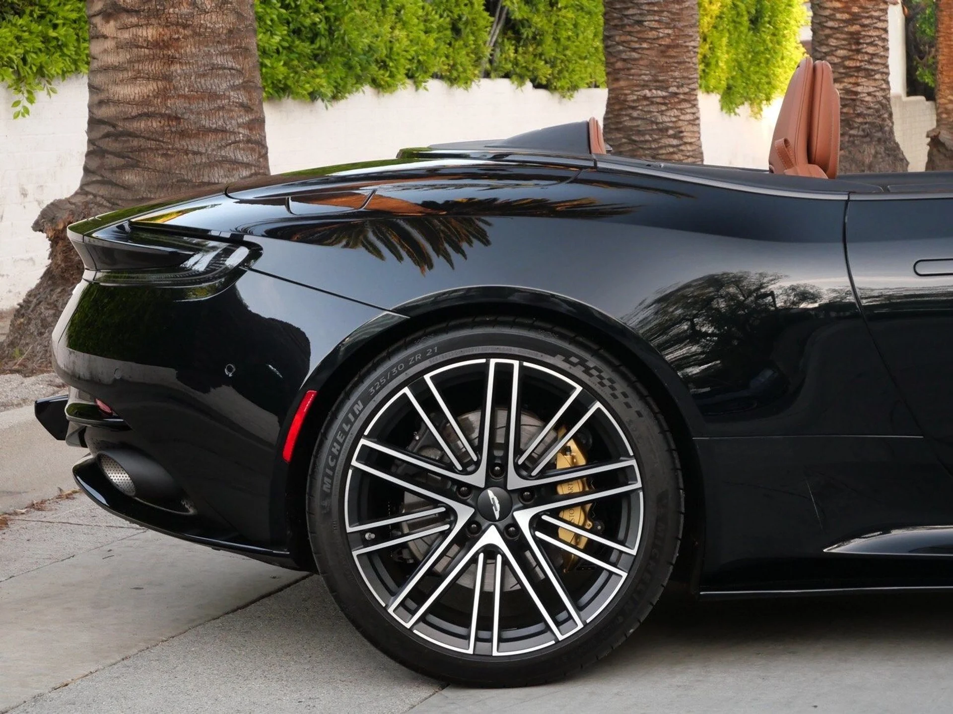 mph015_123481050_8d55c5834794db85a5e22c27dc16b67cx_51bfad231a