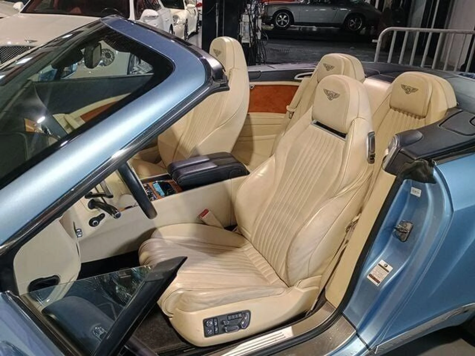 mph015_123701460_be6442bcee_640_589e3c28f5