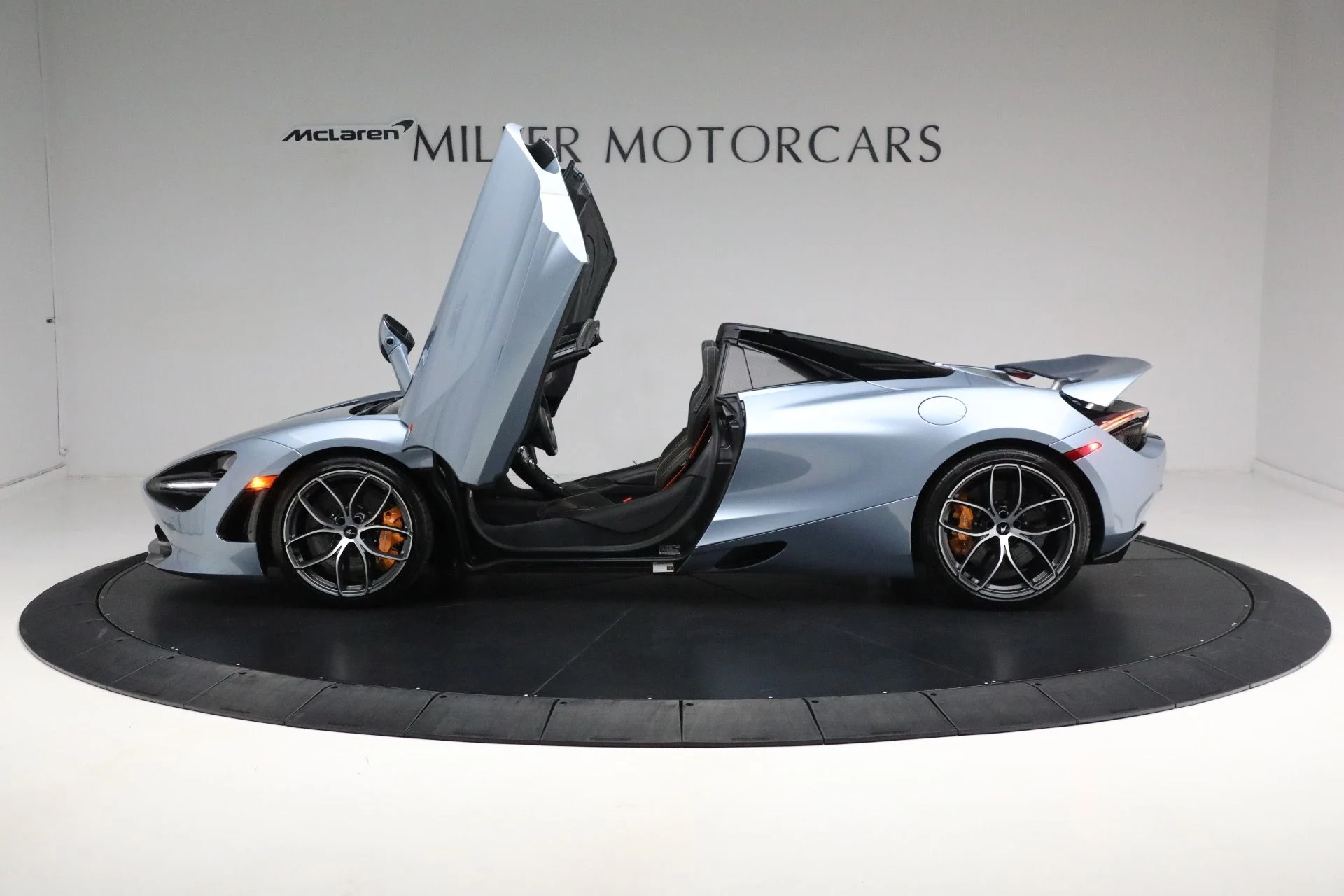 mph015_1240046189_Used_2023_Mc_Laren_720_S_Spider_Performance_ef851a3bab