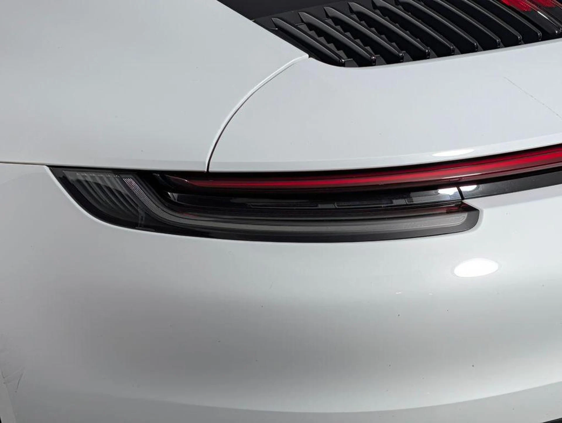 mph015_1240682233_Zn4_Zo_C6led_Zx383_BA_M5_JN_Vtaj4_5c9fd5797c