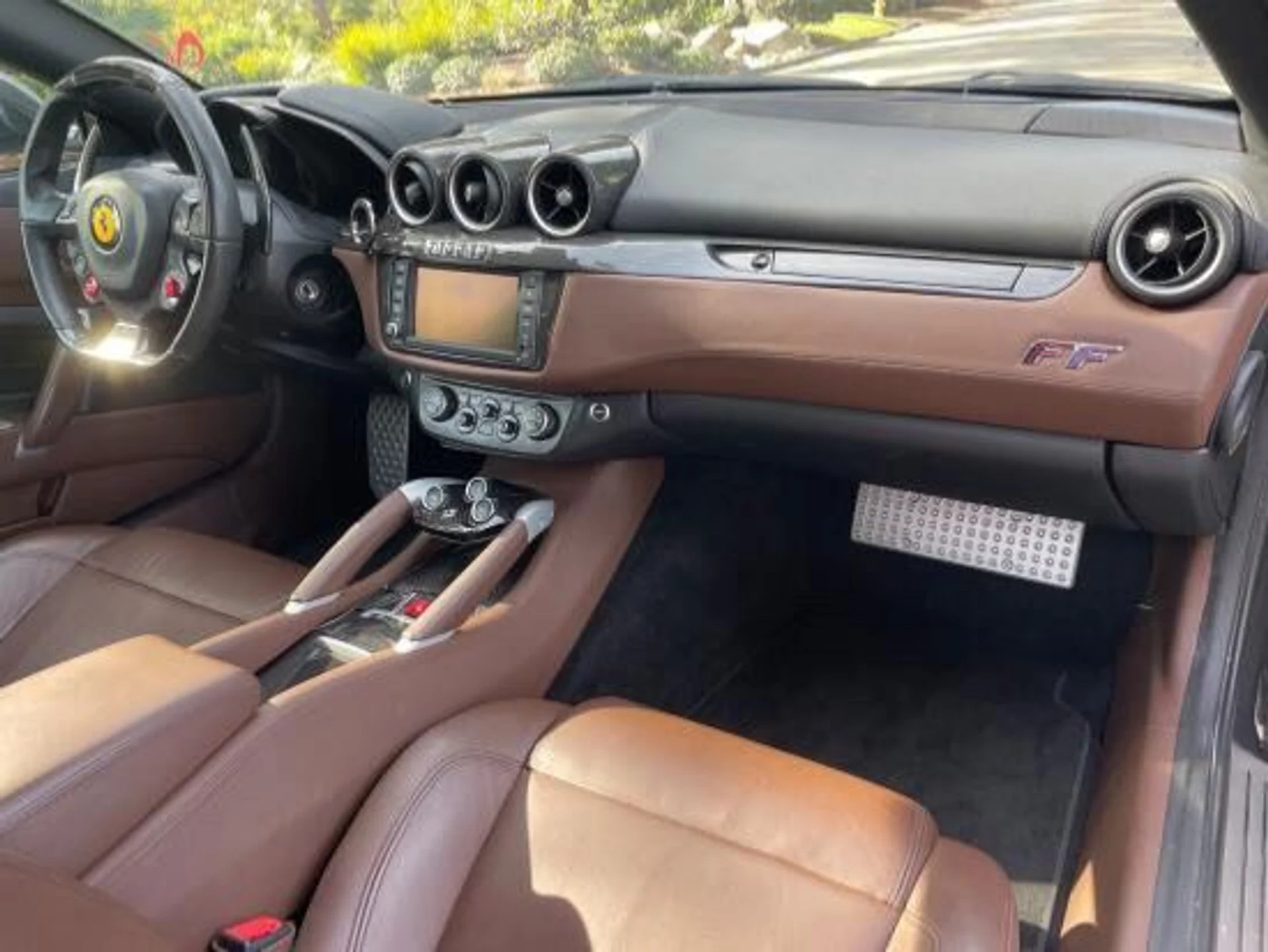 mph015_1242332500_Used_2013_Ferrari_FF_1758238028_3a3aef47bc
