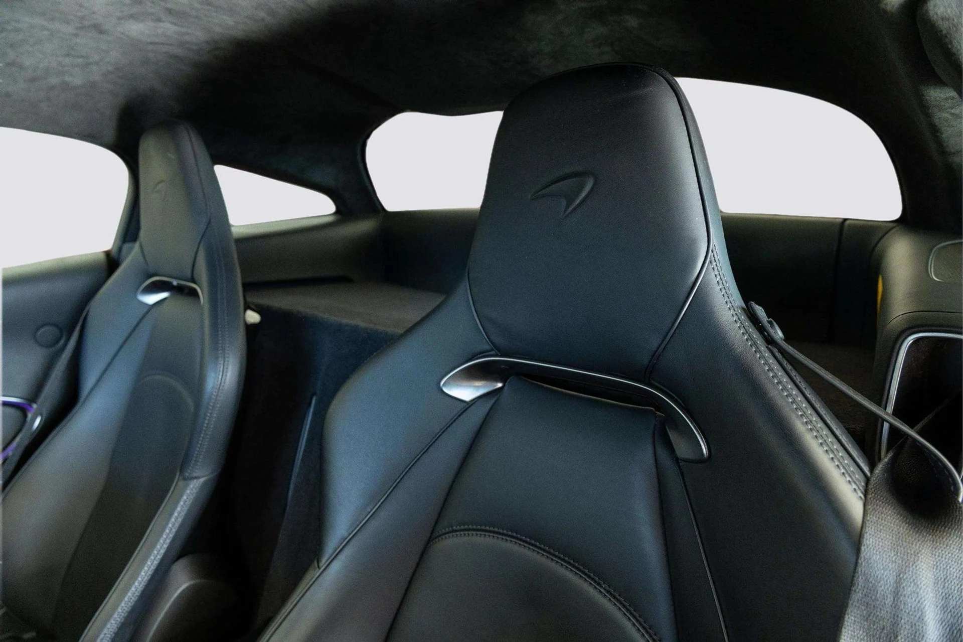 mph015_1243941185_image_16_c82d2f4711