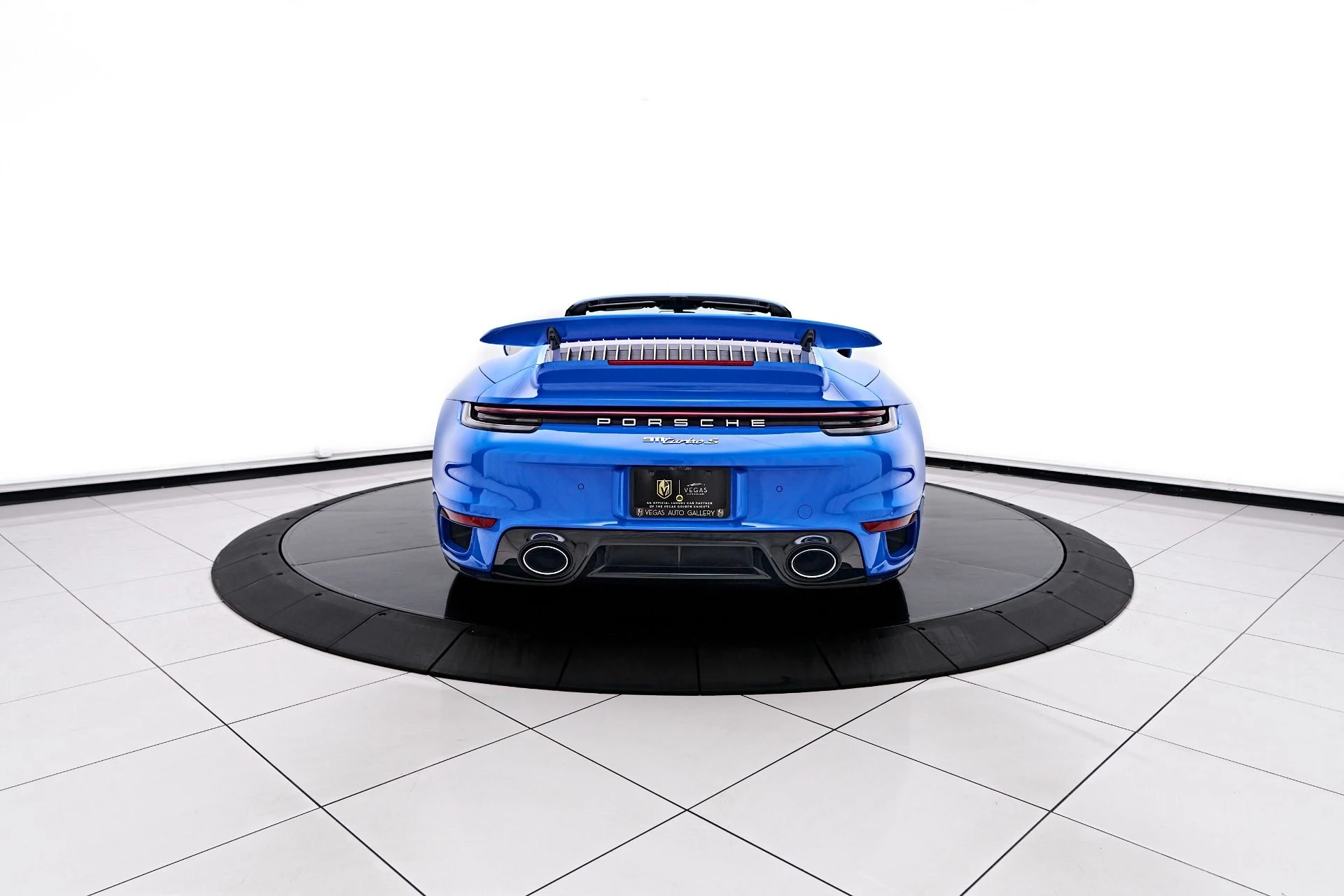 mph015_1246531734_Used_2023_Porsche_911_Turbo_S_1755219386_bd6fb9725d