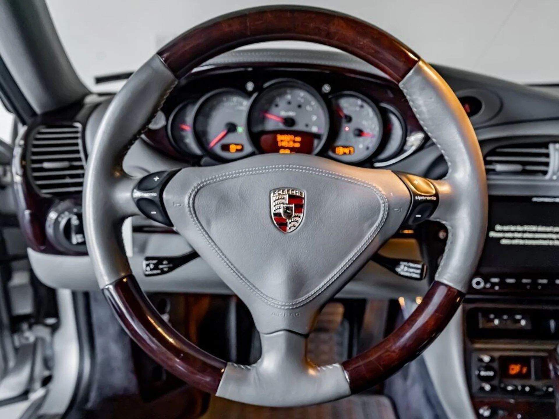 mph015_1248321056_2df85a05c89dfc255212b90677299b22_f2515f40d6