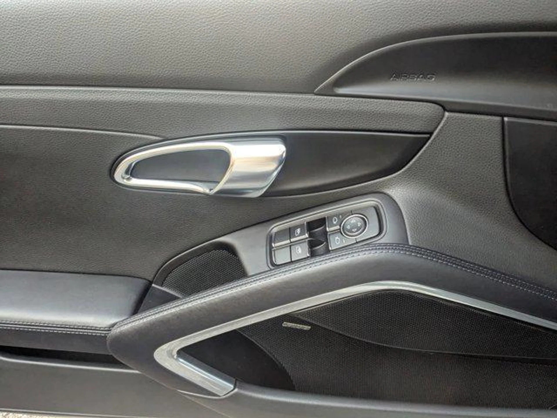 mph015_1263688726_Md_Mi_Kg1_Rb_Gh_Kzuk_Kdp6d_Tu_Fs_R_Ro_31011b8976