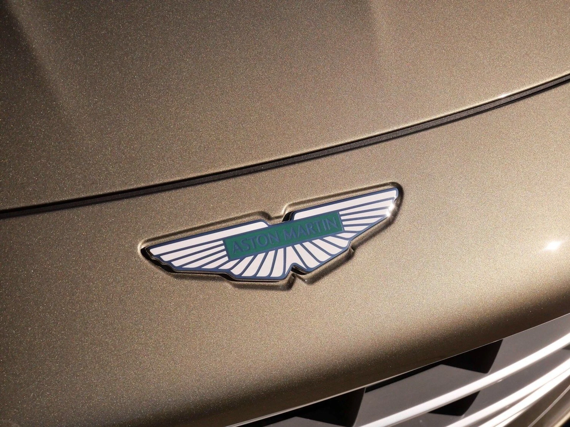 mph015_1266918694_f4f4b595b205f7ec6995e9a972872833x_d8ce7a6fcb