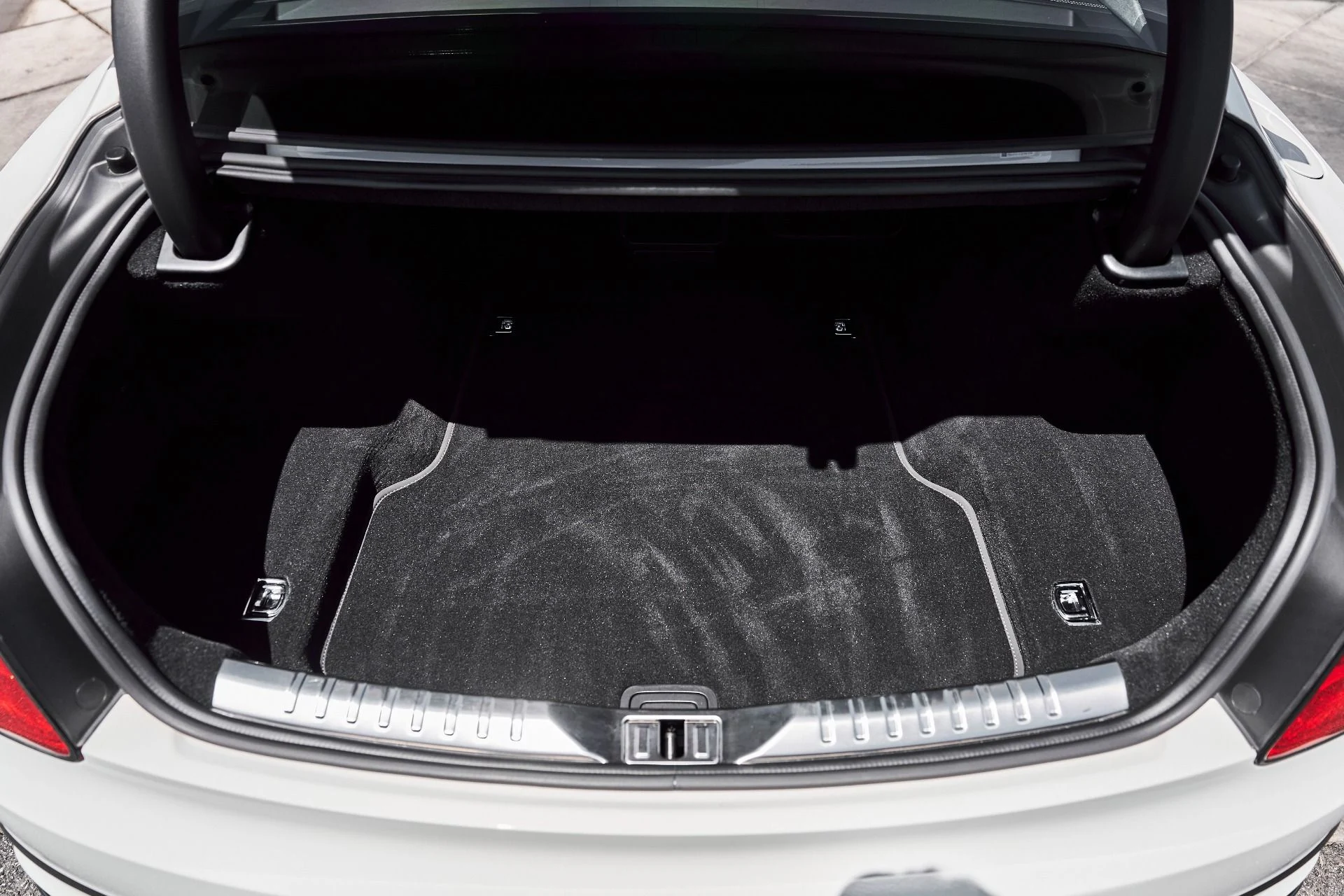 mph015_1267103706_Used_2021_Bentley_Flying_Spur_V8_1780617095_474743cc71