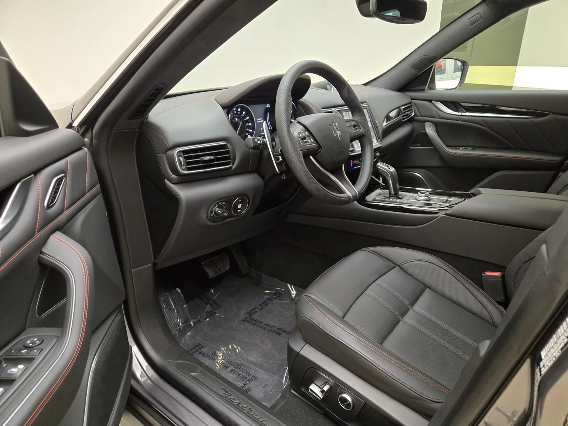 mph015_1268454528_New_2024_Maserati_Levante_GT_1753161590_4895851c9a