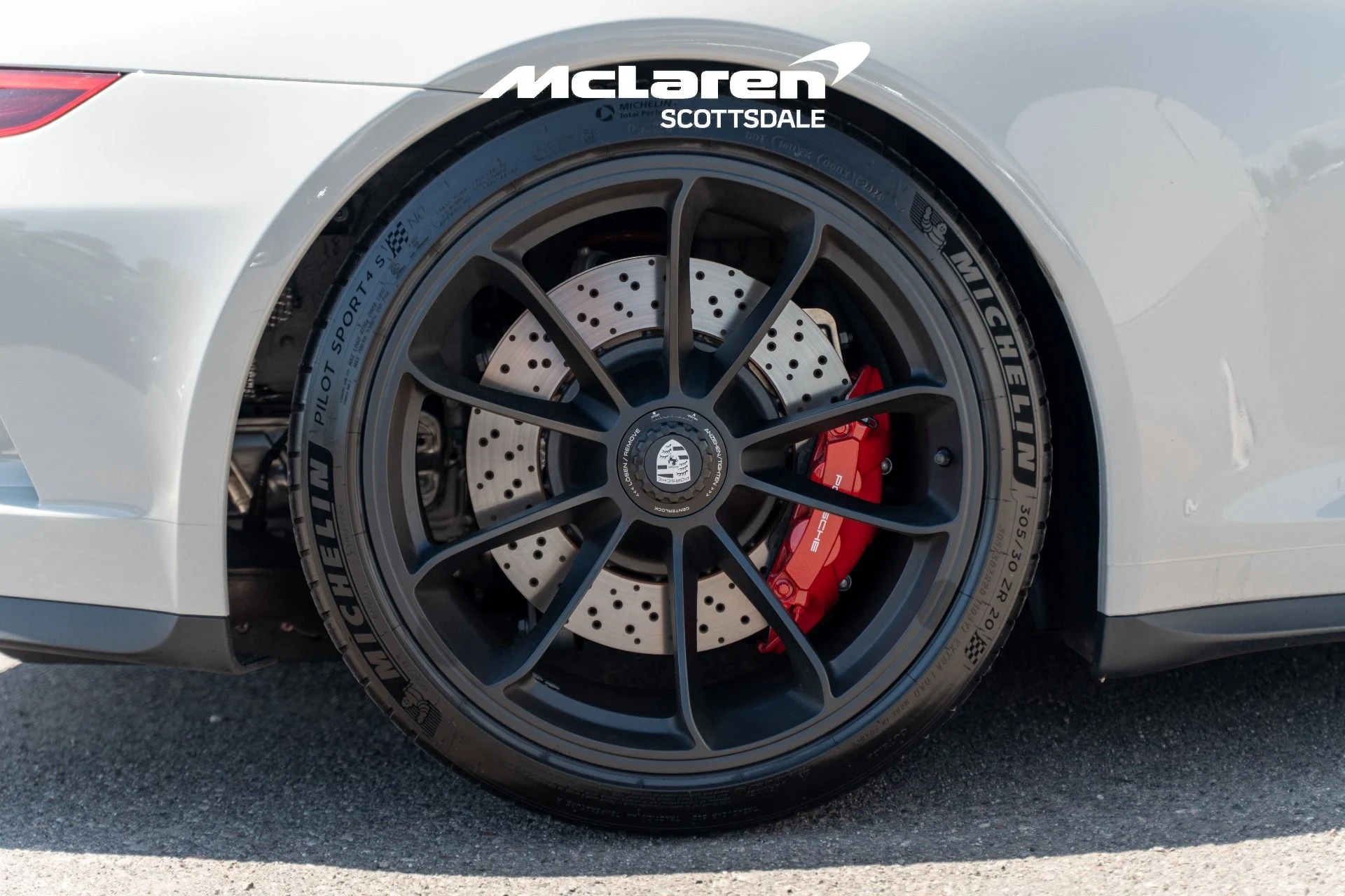 mph015_1269359276_Used_2018_PORSCHE_911_GT_3_1756222401_19b9742ed7