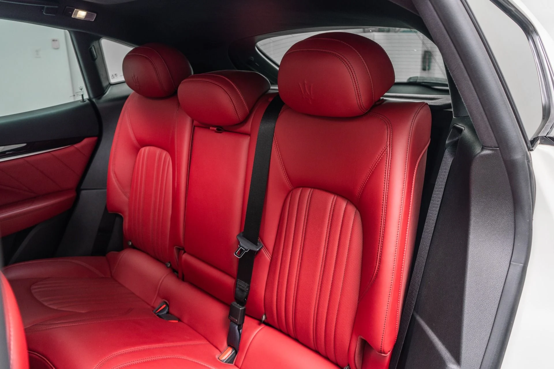 mph015_1275189384_Used_2022_Maserati_Levante_Modena_Nerissimo_Package_Comfort_and_Convenience_Package_1773694217_4ec2a2138b