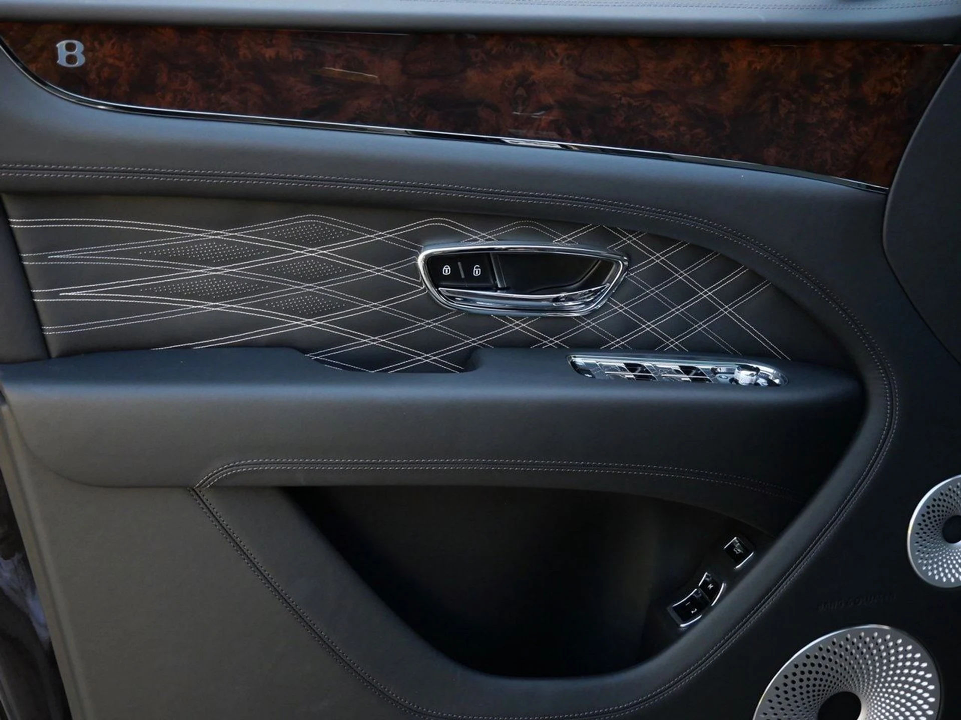 mph015_1276372203_682399a9f094db26385a9666cb6654d7x_ee453eecf9