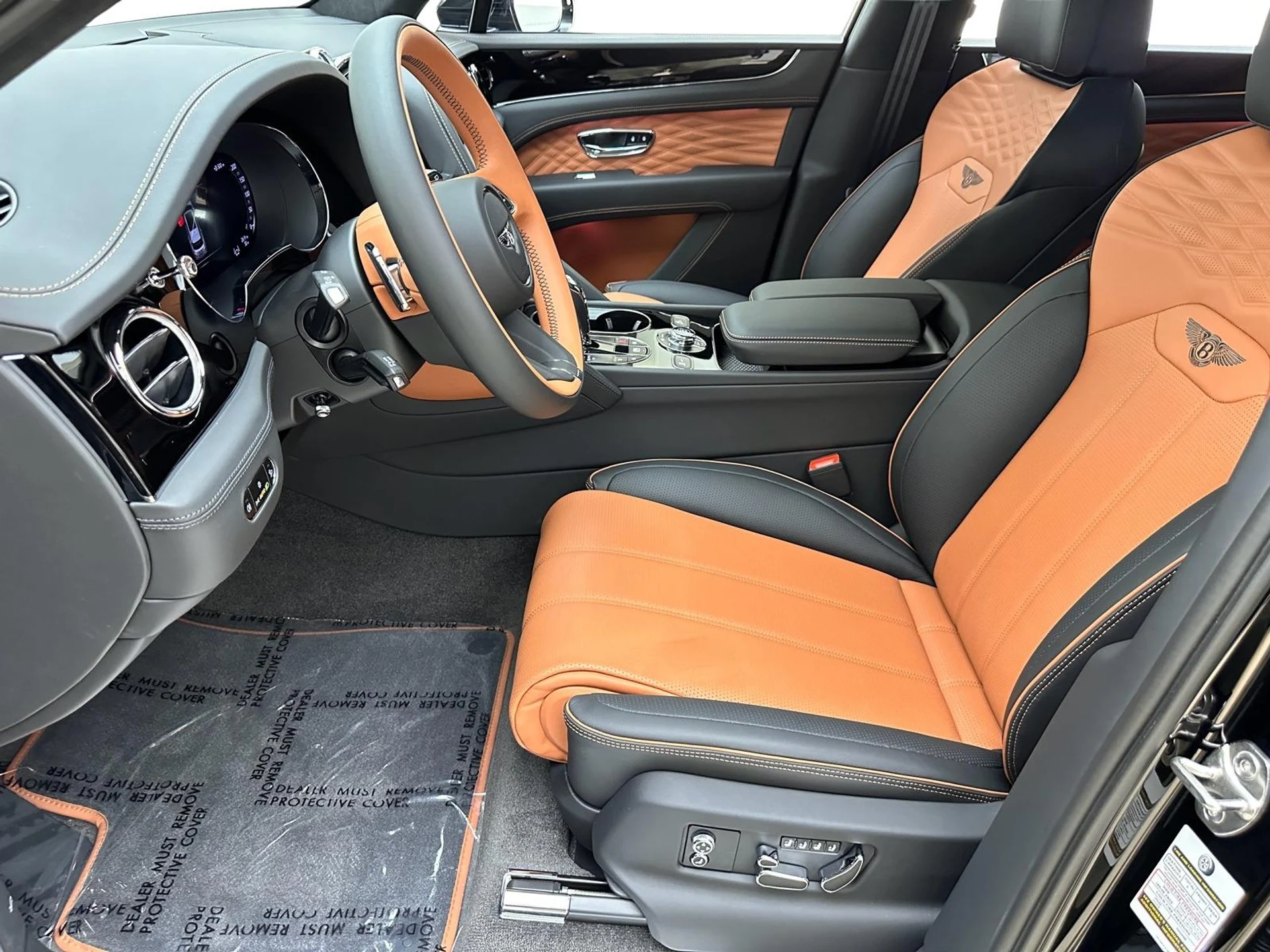 mph015_1285149641_Used_2024_Bentley_Bentayga_V8_1773982908_6c2de26456