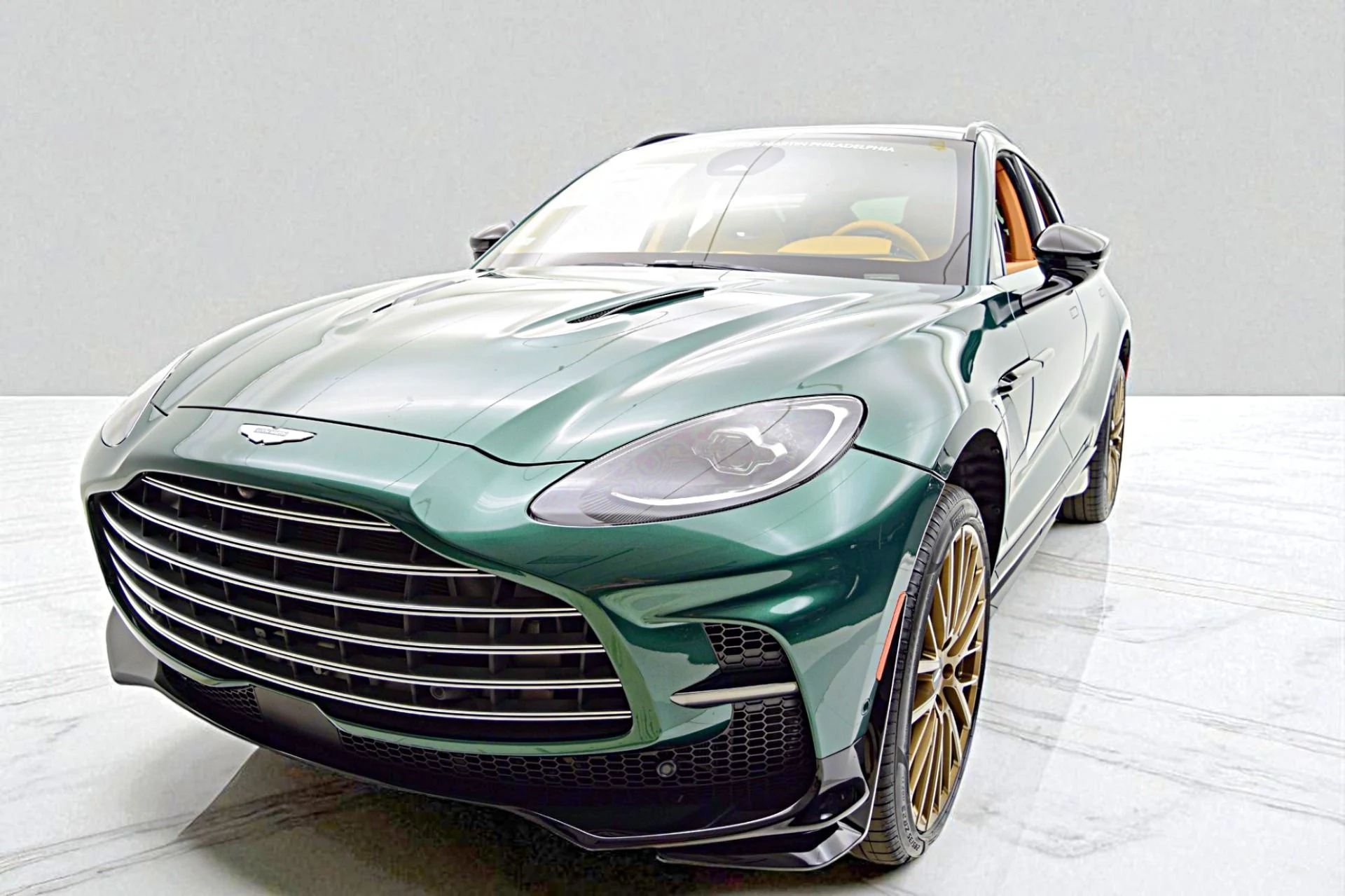 mph015_1286653489_New_2025_Aston_Martin_DBX_707_6729aa8fb0