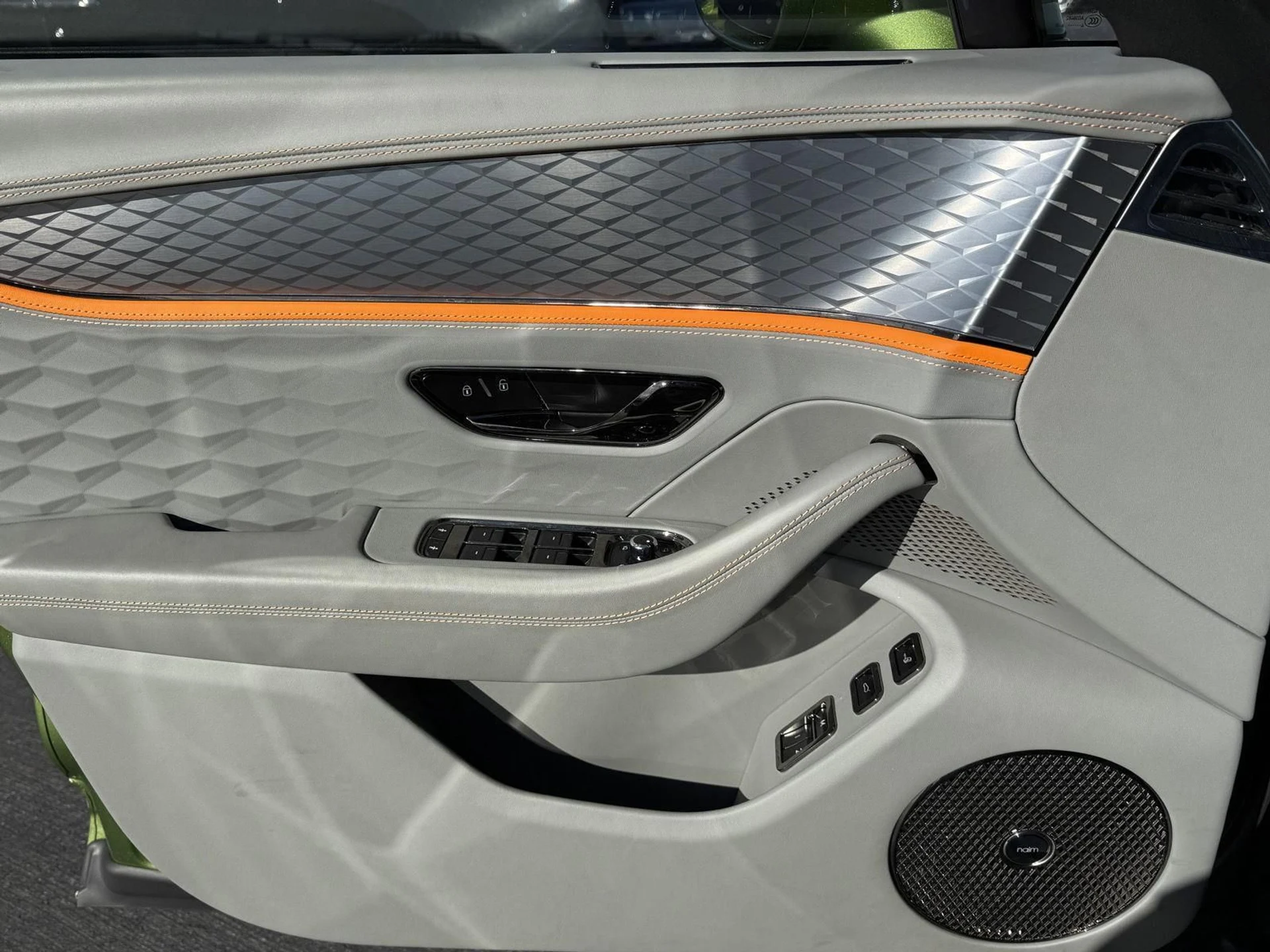 mph015_1288003433_8339c0895b3a75c8f7ef8838c011a3a7_576b28fcc1