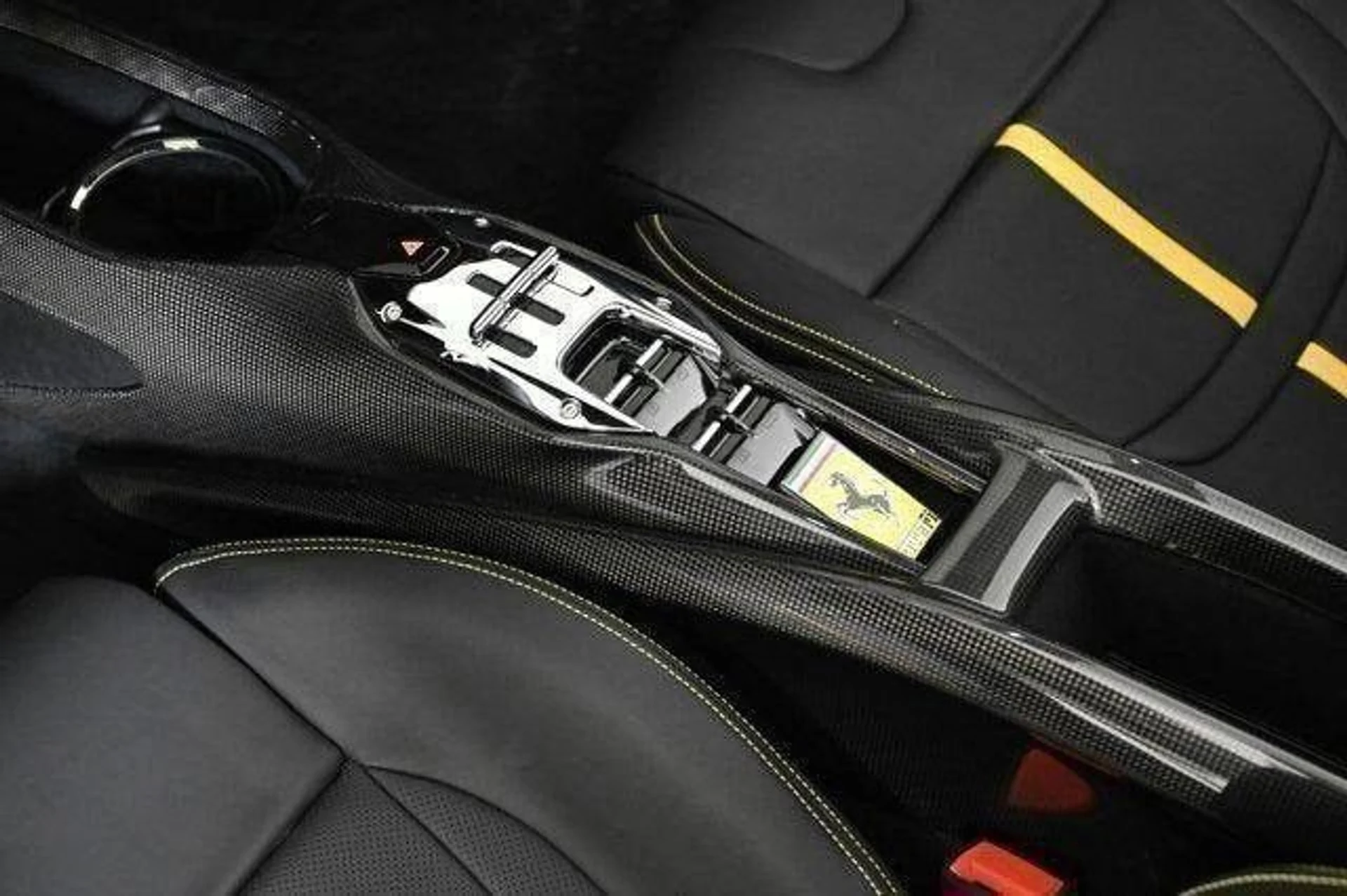 mph015_128952541_759ea462a4864b82bf3d09e560b225c1_d63c4343ee