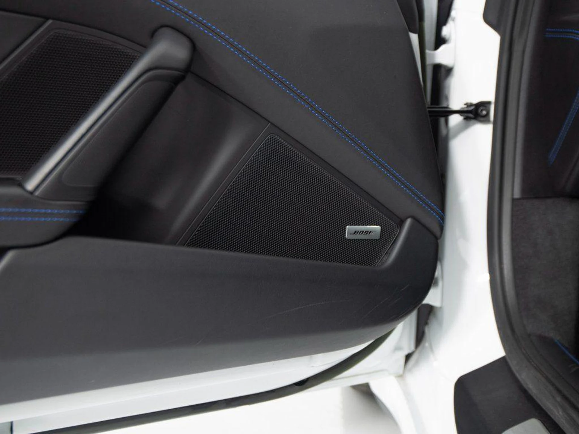 mph015_1293387158_MC_2_S_Mt_Bv6qjln4_Jjb_R_Zci6_CSII_4047cdedaf