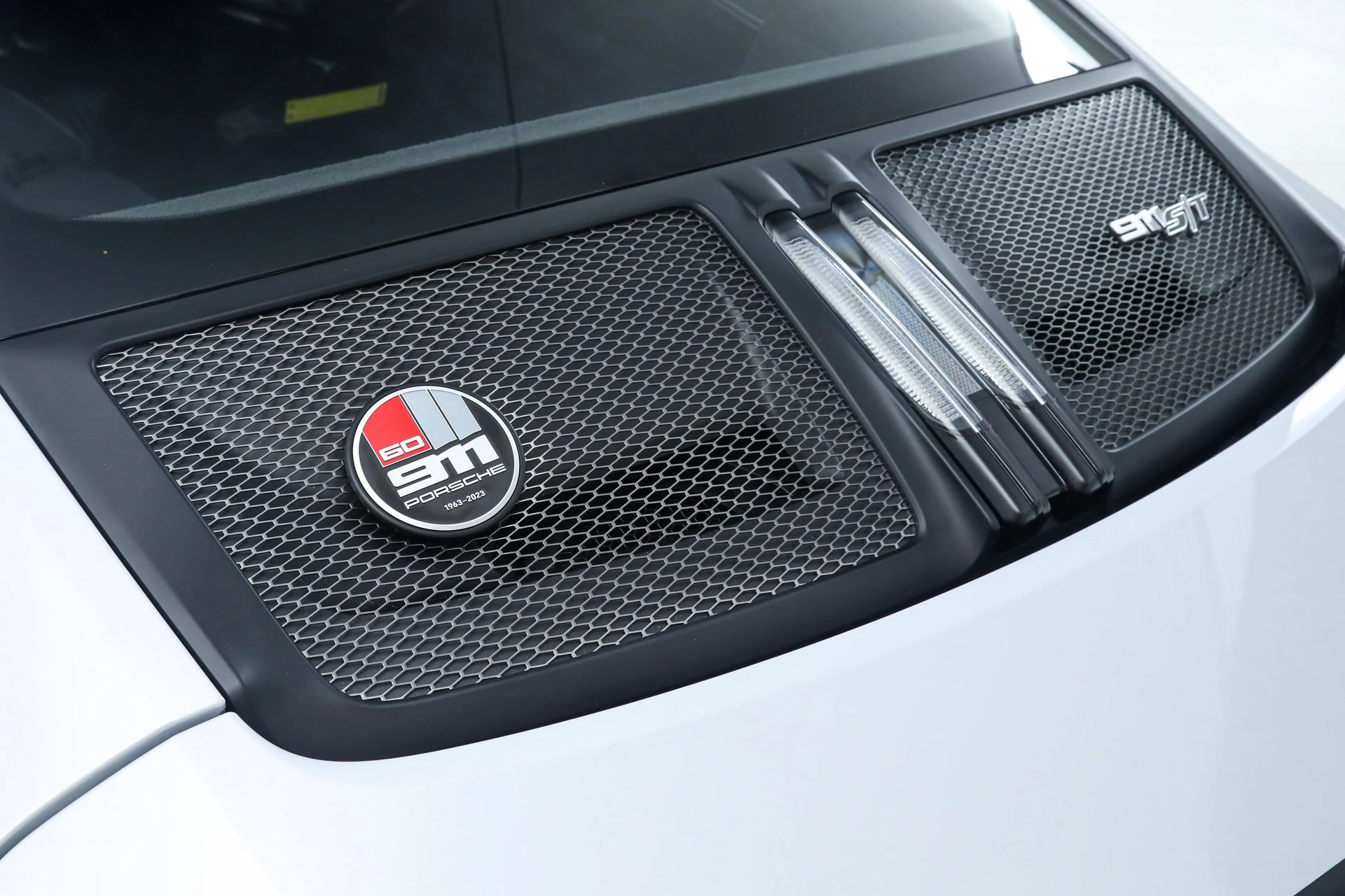 mph015_1293995428_b280b127157d7455ce2df29196ead785_16e588aa79