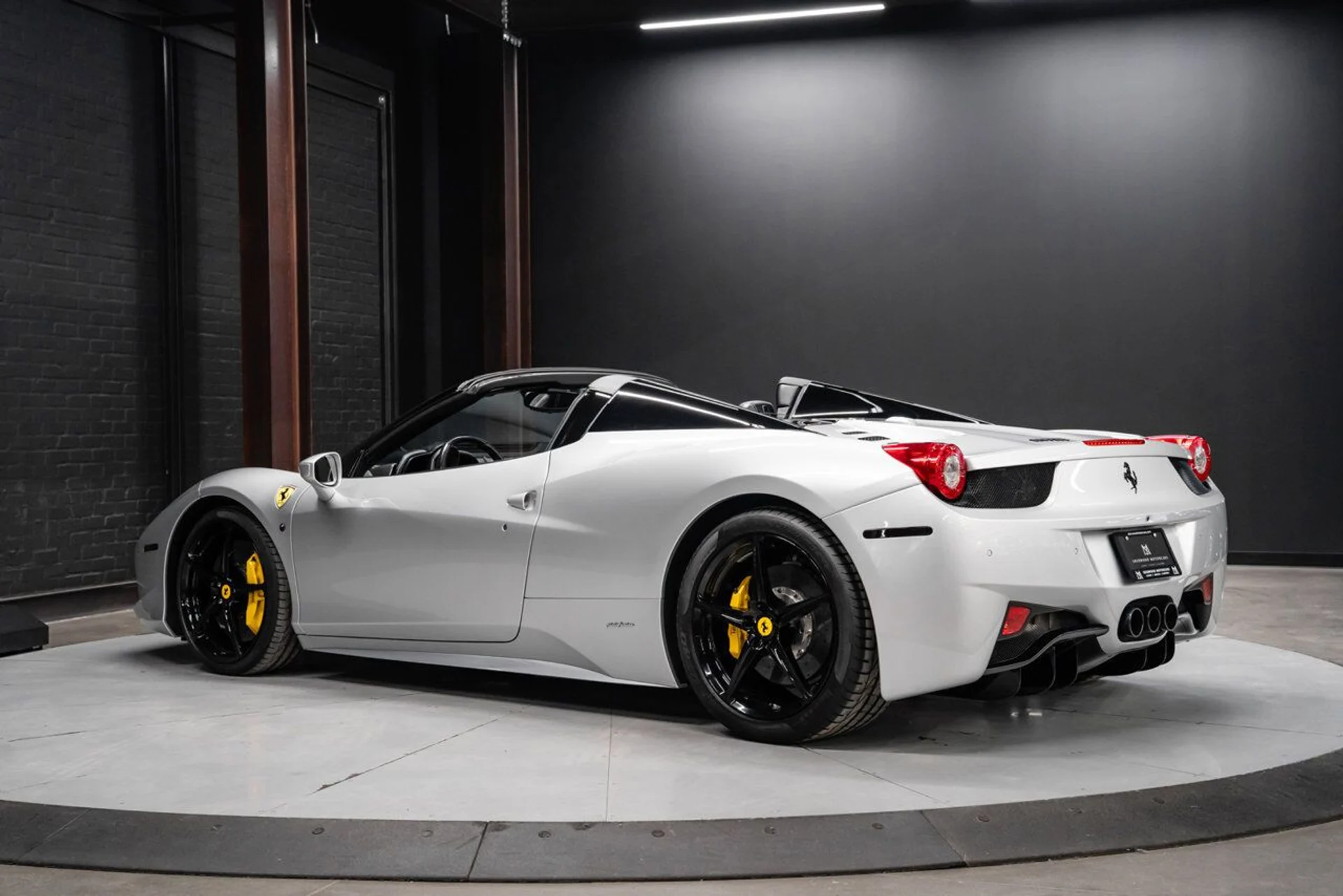 mph015_1300745855_ferrari_458_italia_2013_c4fc7383e8