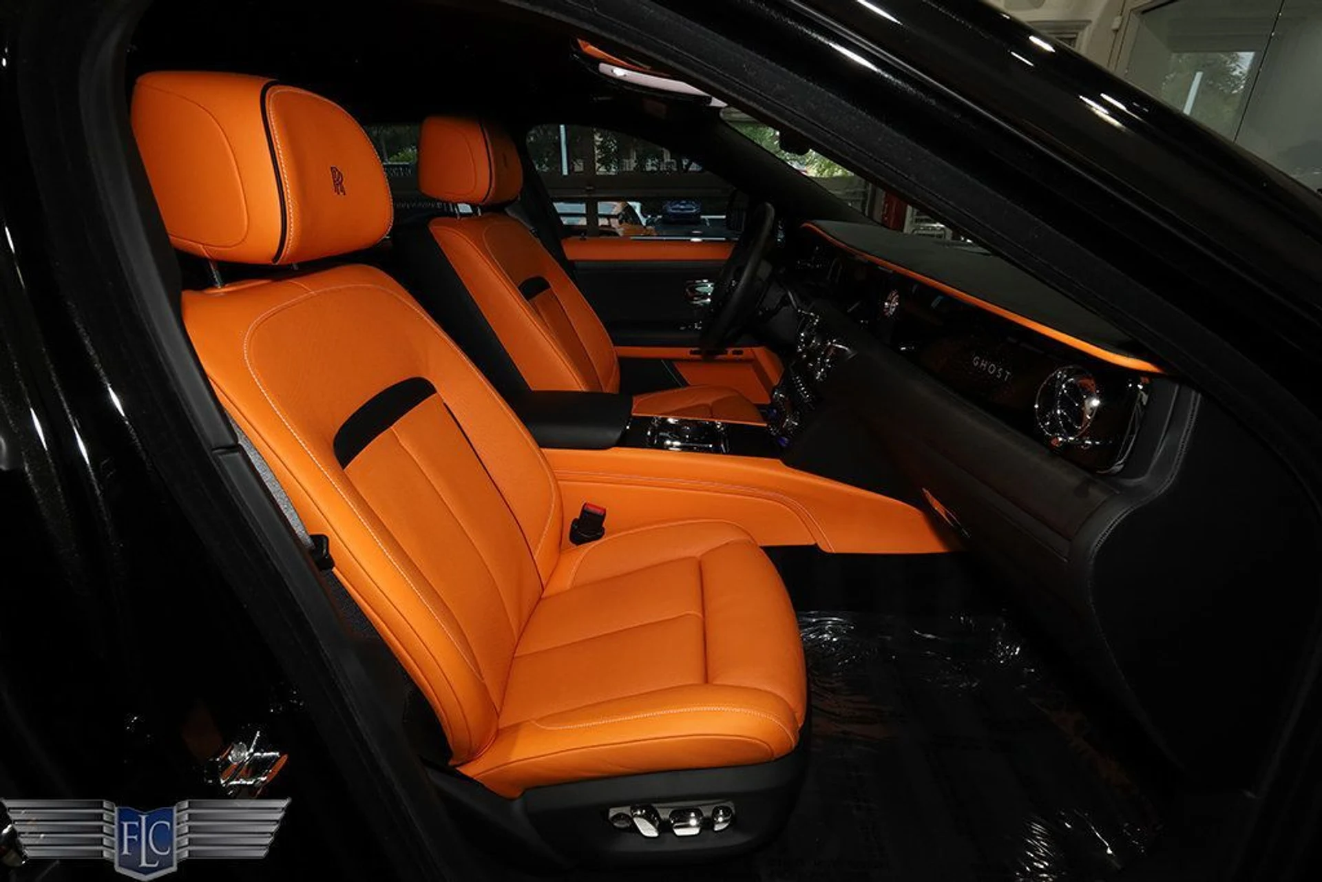 mph015_1305875431_used_2023_rolls_royce_ghost_shootingstarheadlinerilluminatedgrillilluminatedfascia_9689_21720486_16_1024_069b9e348a