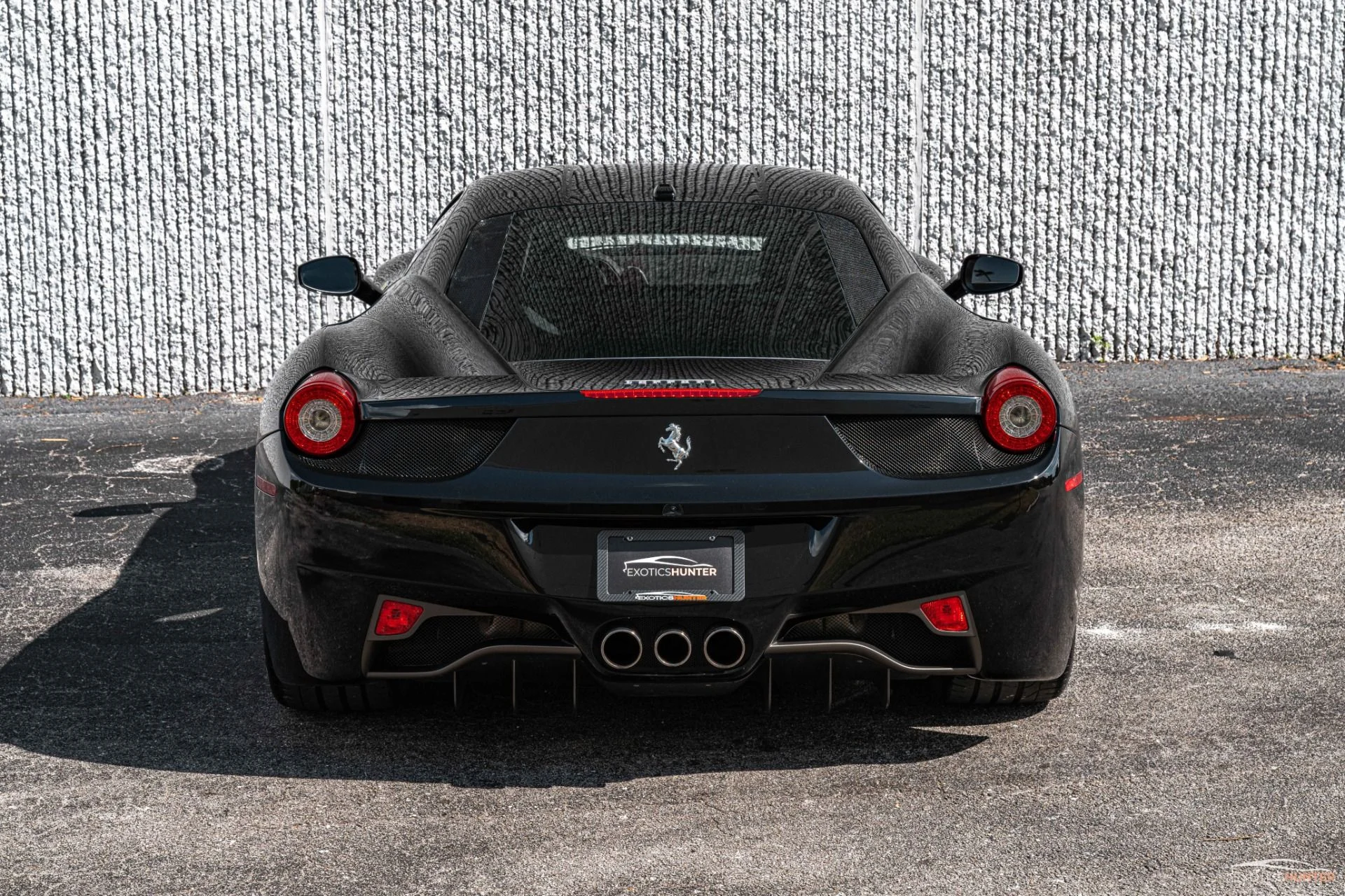 mph015_1308122408_Used_2011_Ferrari_458_Italia_w_Carbon_Interior_Front_Lift_Reverse_Camera_1719509200_1c030561e9