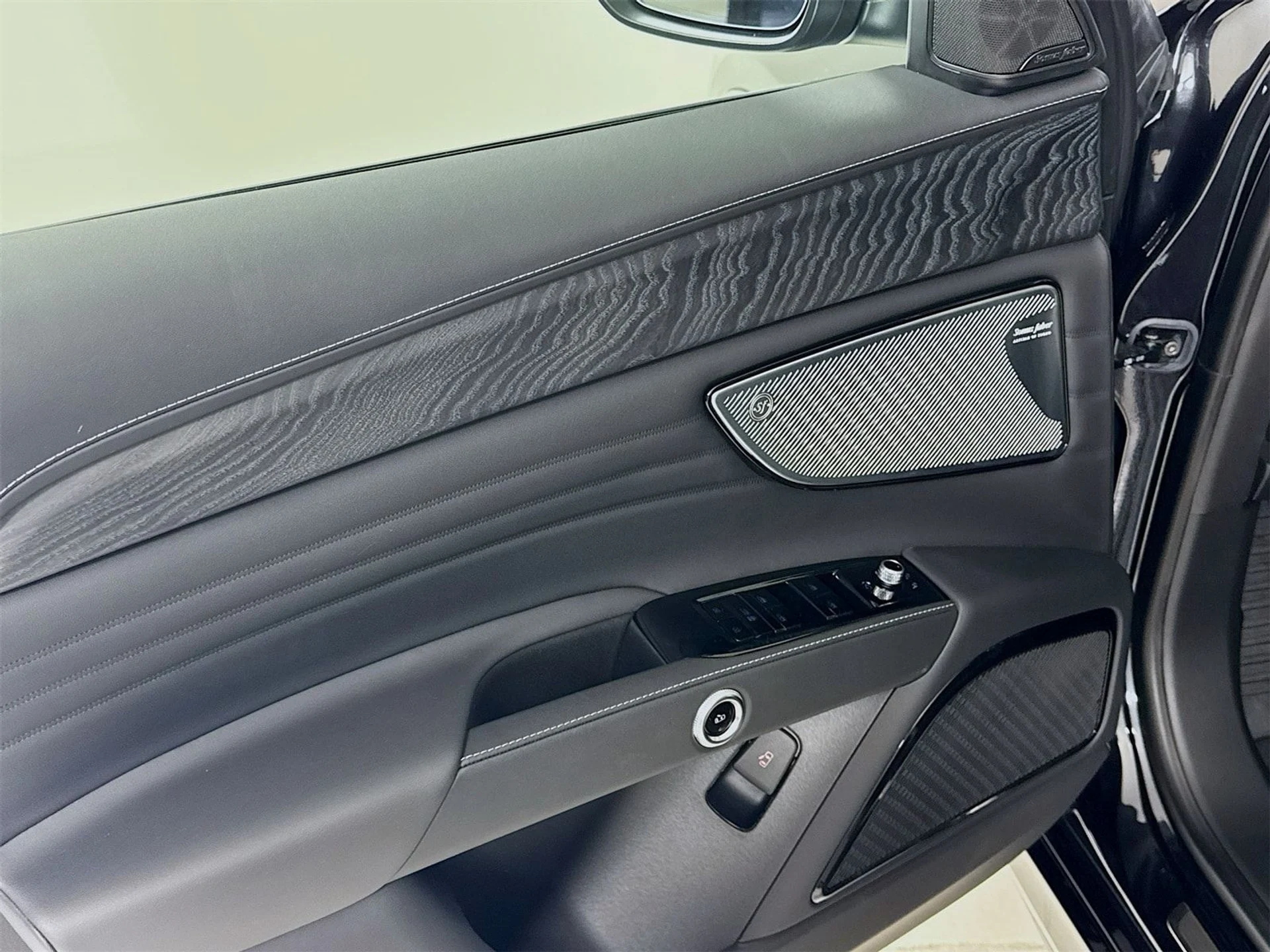 mph015_1314579216_ecb43e5fcd0d4a2f3e6741cb61d923c8x_4c1fb742e5