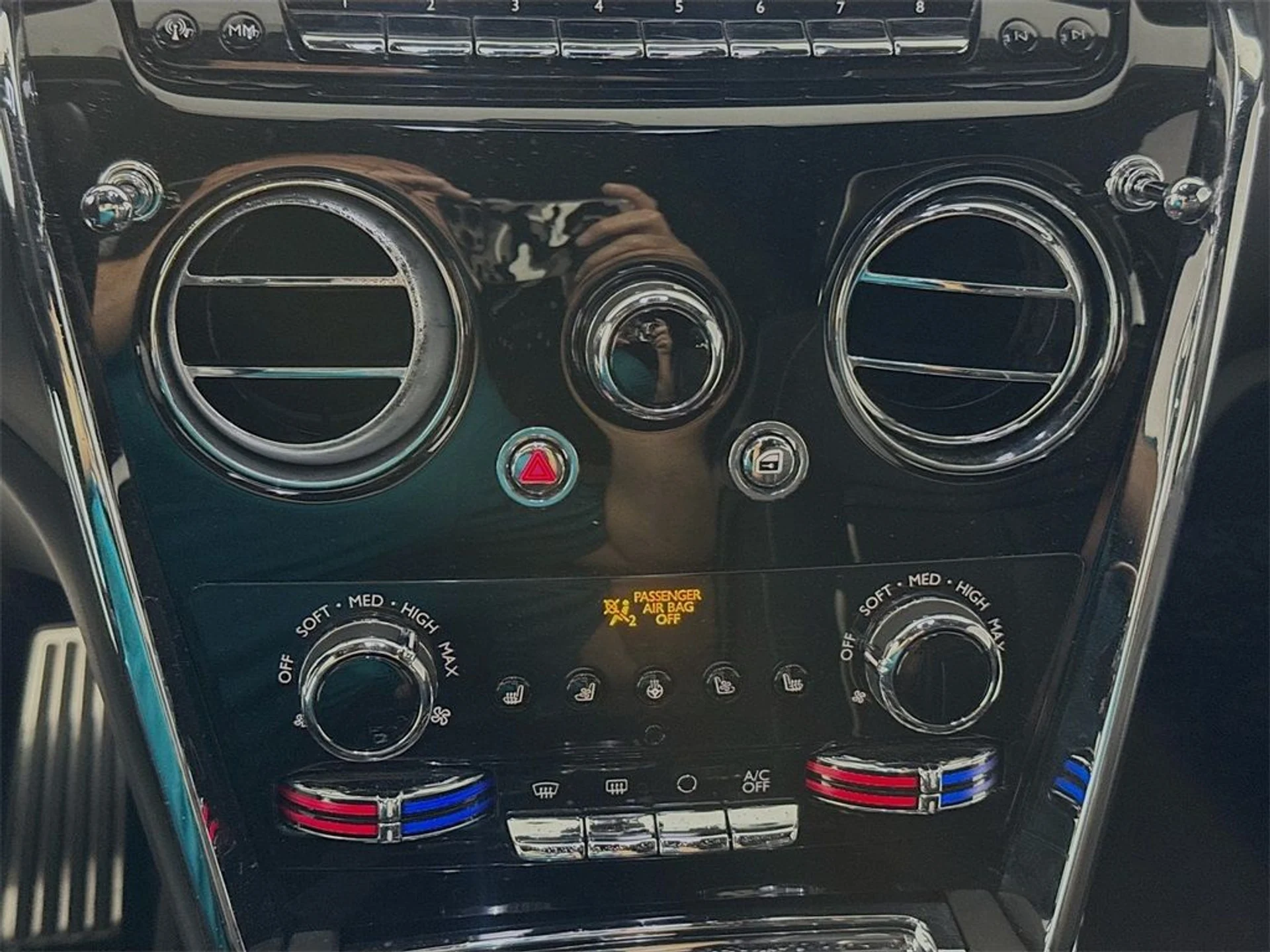 mph015_1318755757_d96bb059205a41194a90ff6d3de47285_8f0f99d1bf