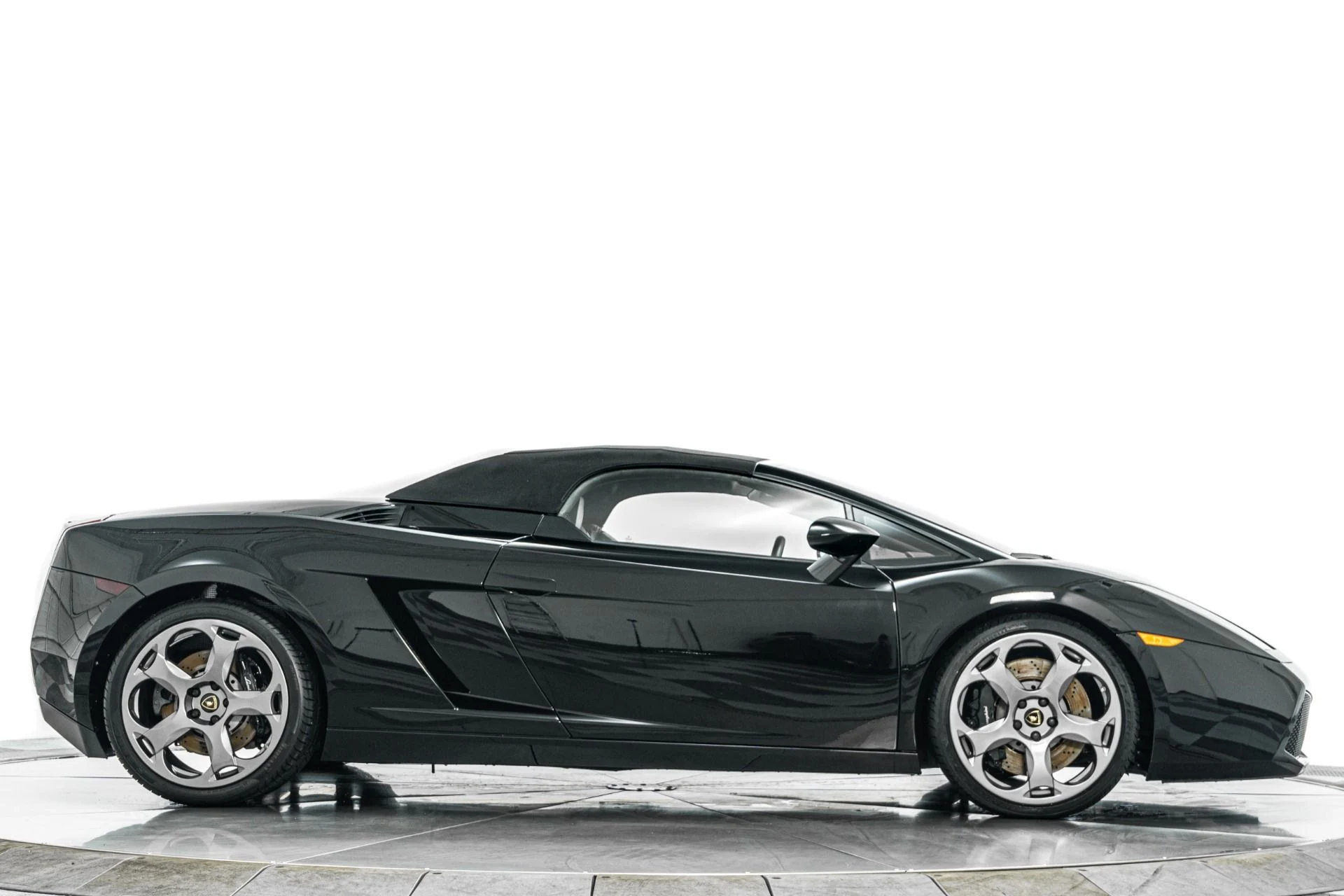 mph015_1320149991_Used_2008_Lamborghini_Gallardo_Spyder_Low_Miles_Black_on_Black_1781882524_f962ef73d0
