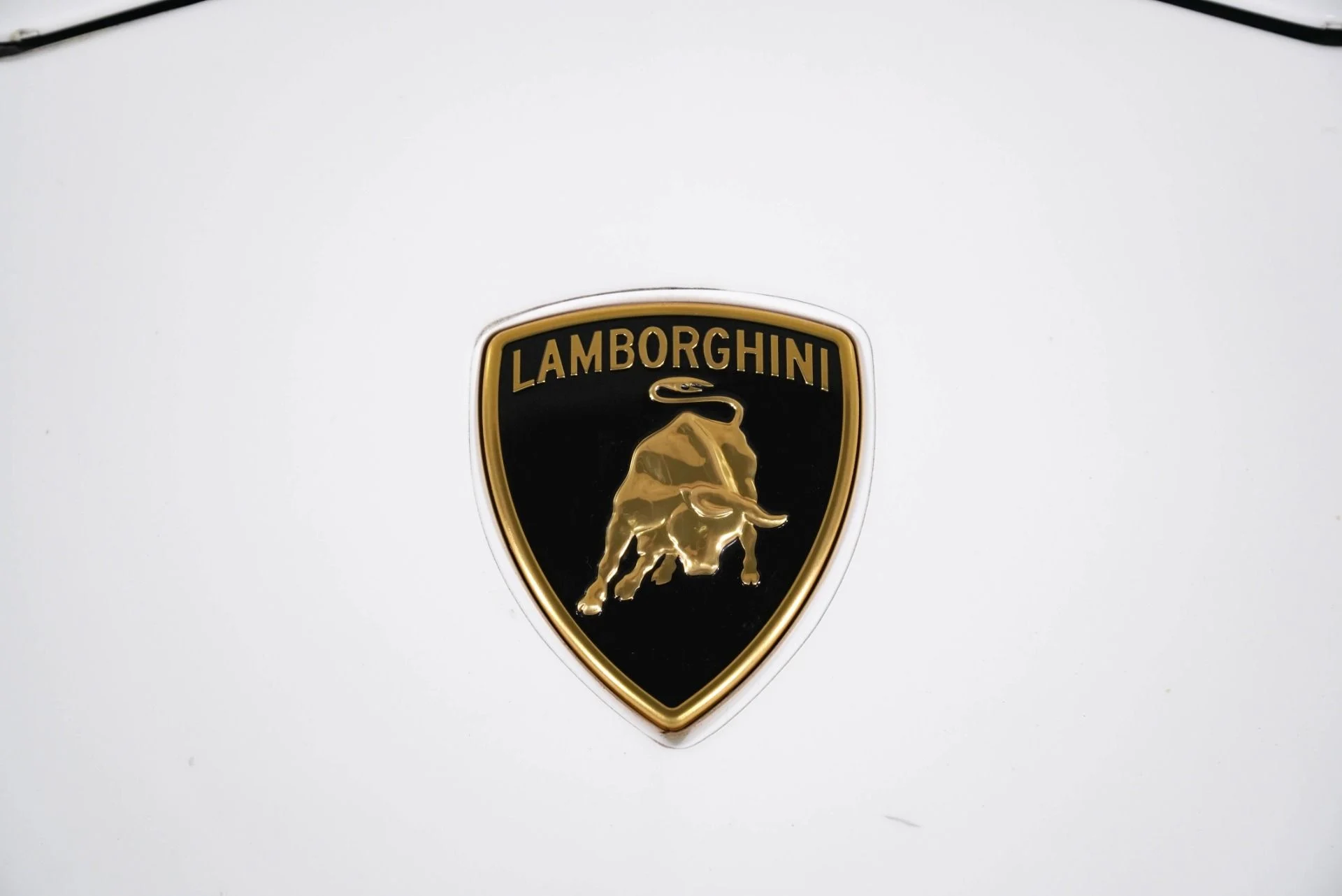 mph015_1326484370_Used_2023_Lamborghini_Urus_S_1772131380_e0e63cf04f