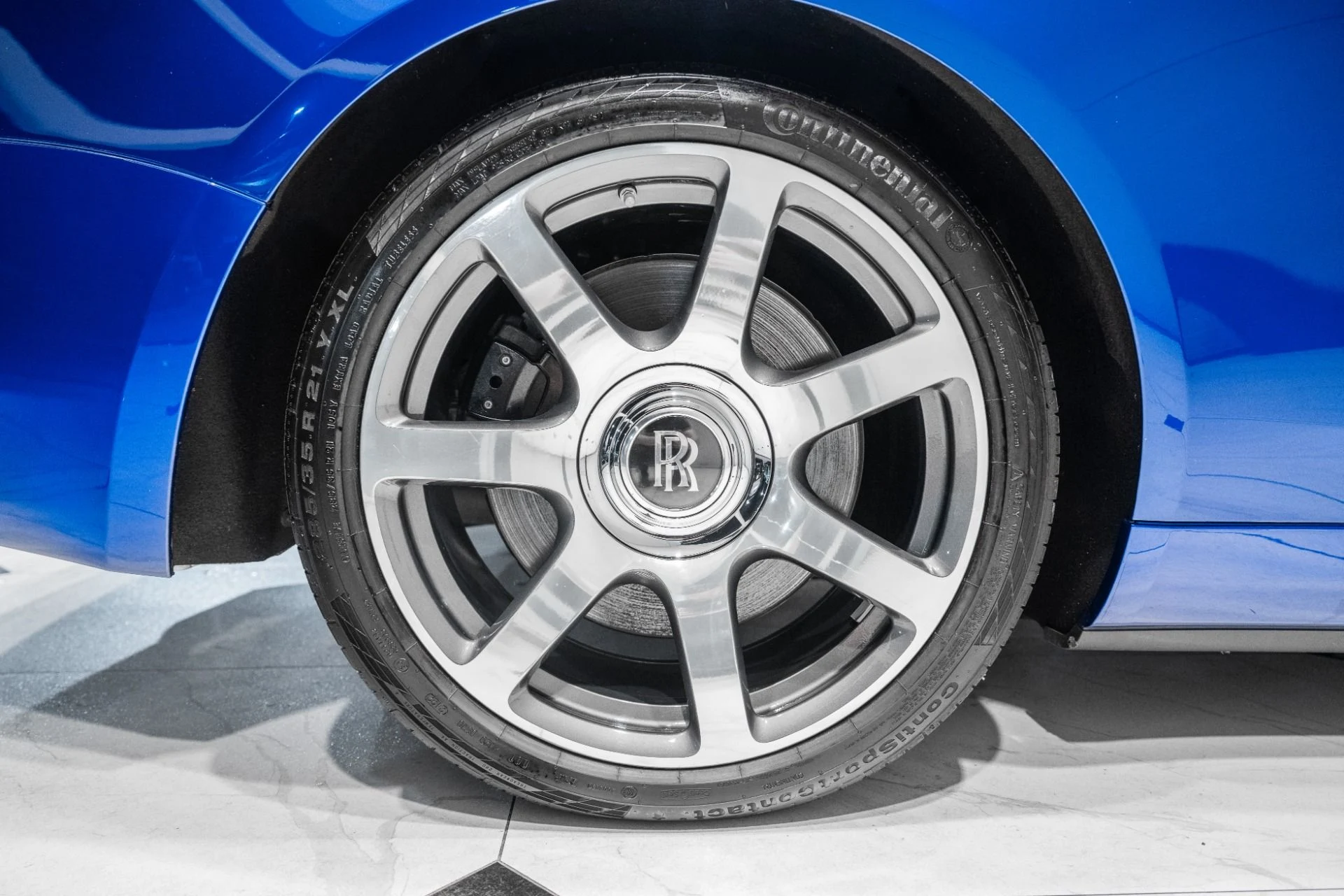 mph015_1335976642_Used_2017_Rolls_Royce_Dawn_1793121590_95de6dda06