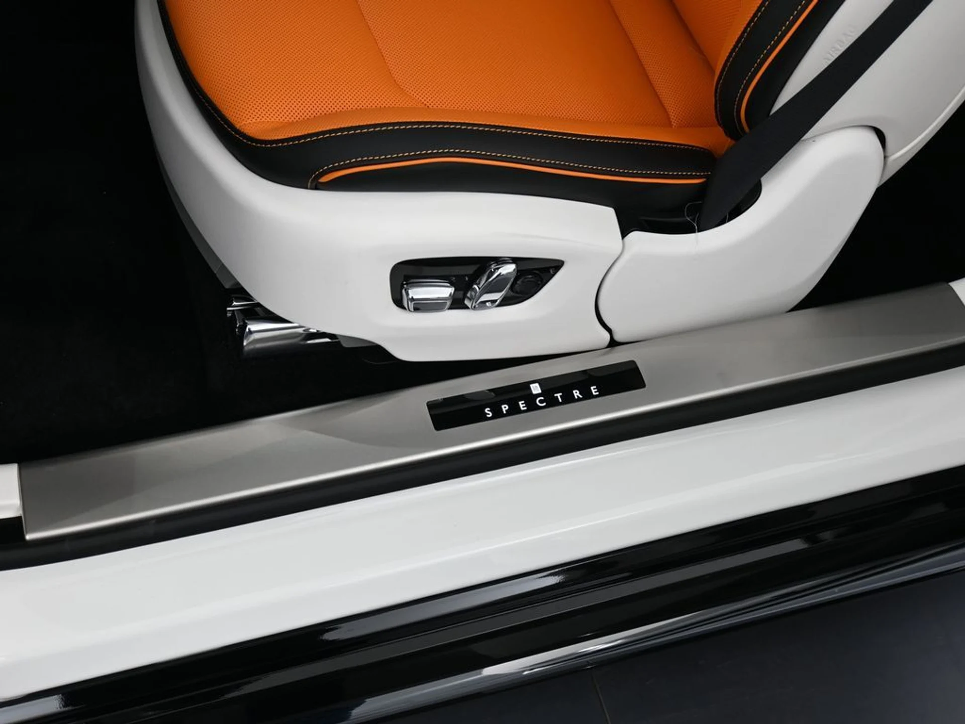 mph015_13401938_91c215b9_4017_404b_b609_a58b078071c1_dec5887056