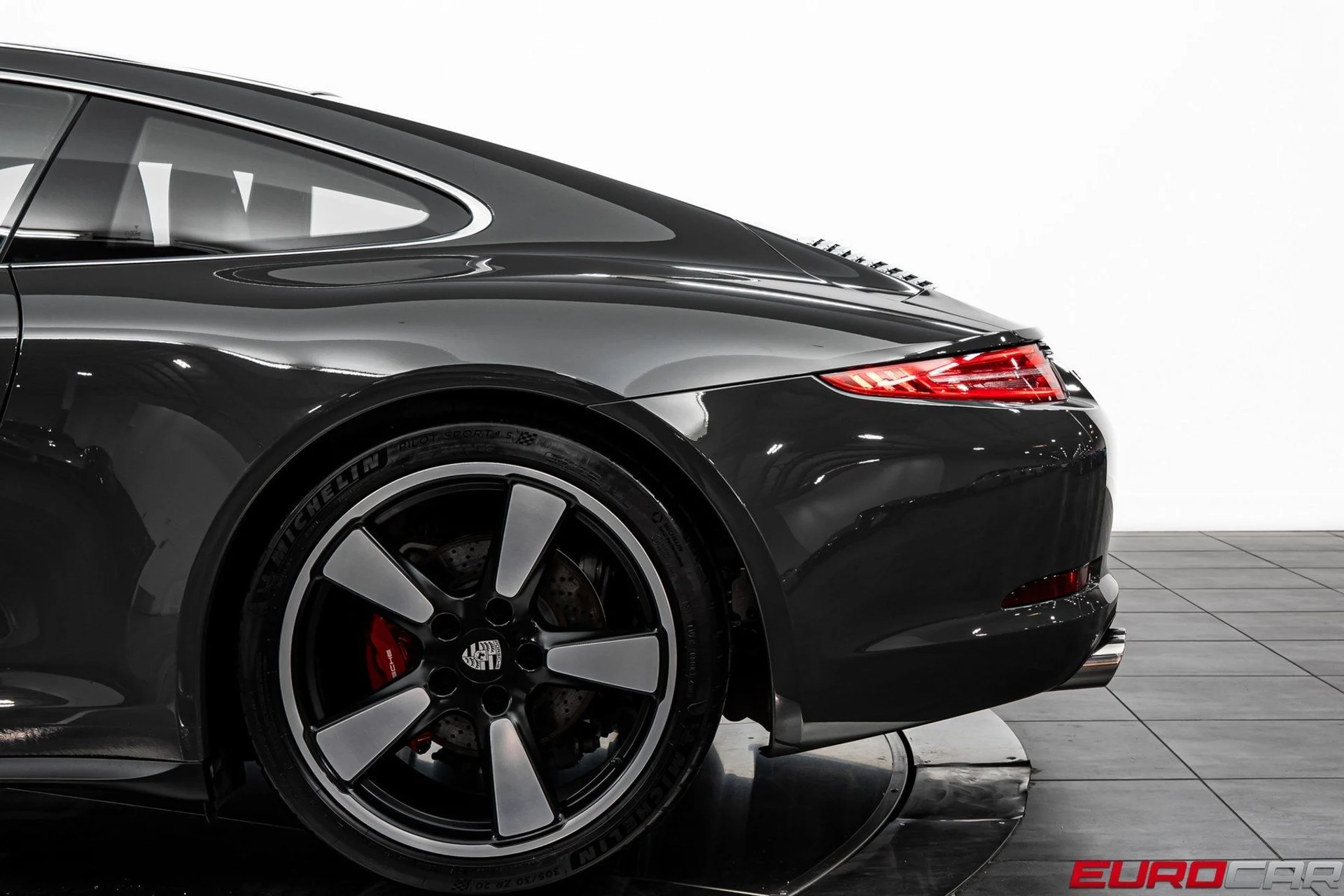 mph015_1341415540_image_16_7bdc754908