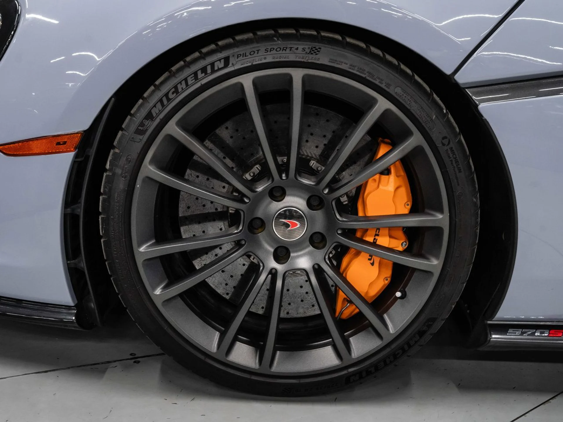 mph015_1347595993_mclaren_570s_2017_d3dddb5bc3