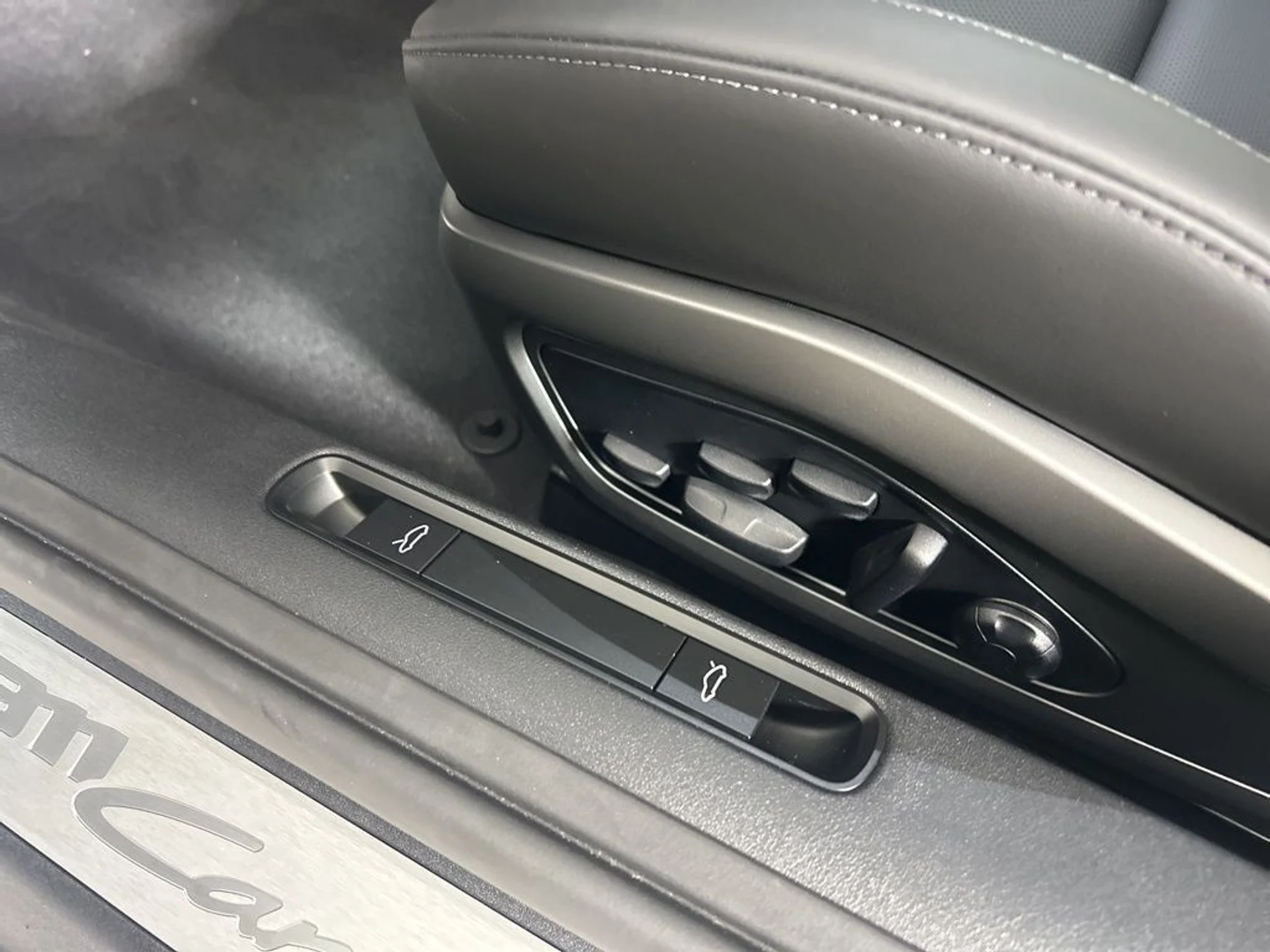 mph015_1349099813_c0a96c693a7ac32cfa7a607123133456_c0693536ec