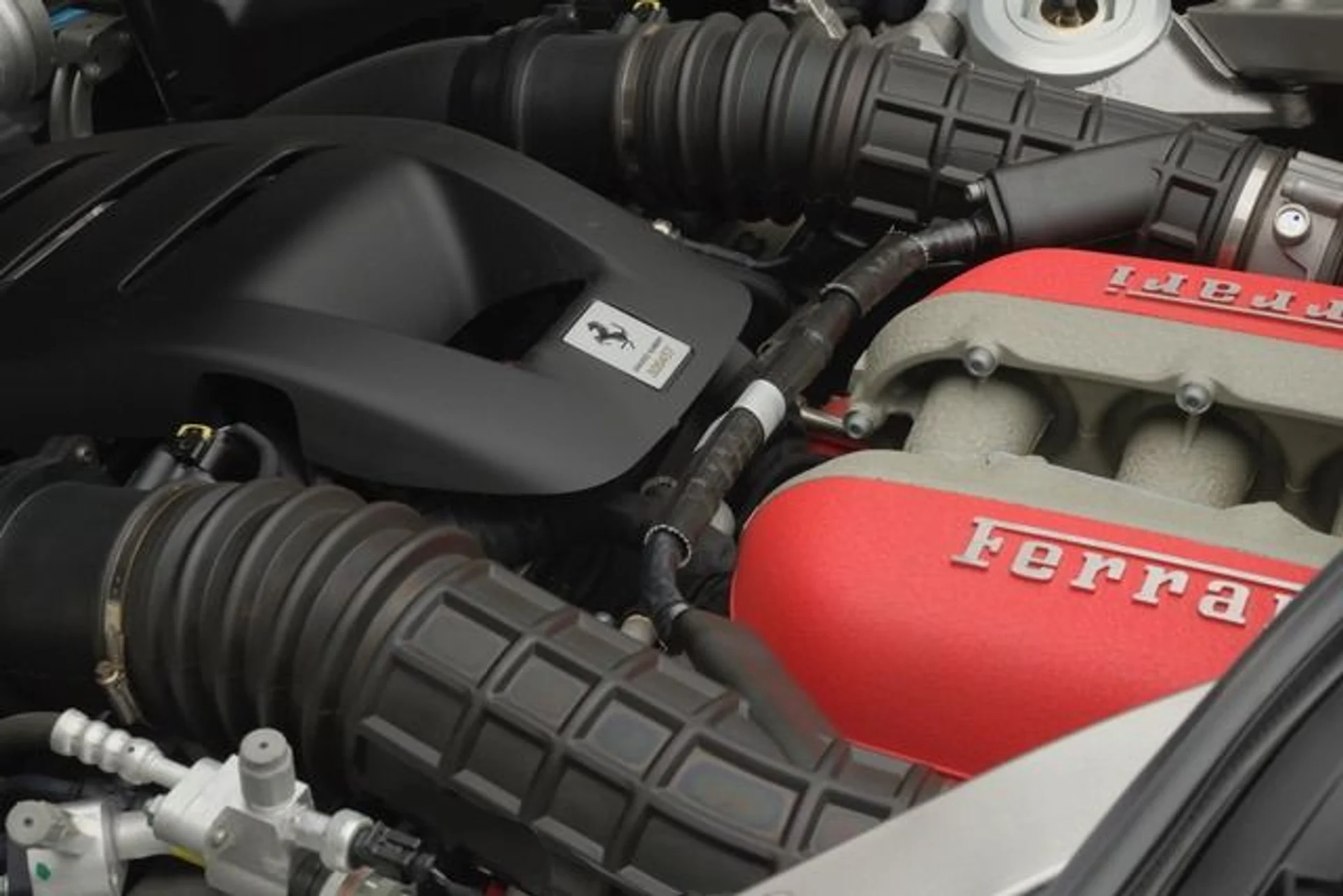 mph015_1354365749_Used_2024_Ferrari_Purosangue_1772567978_fa59b1f069