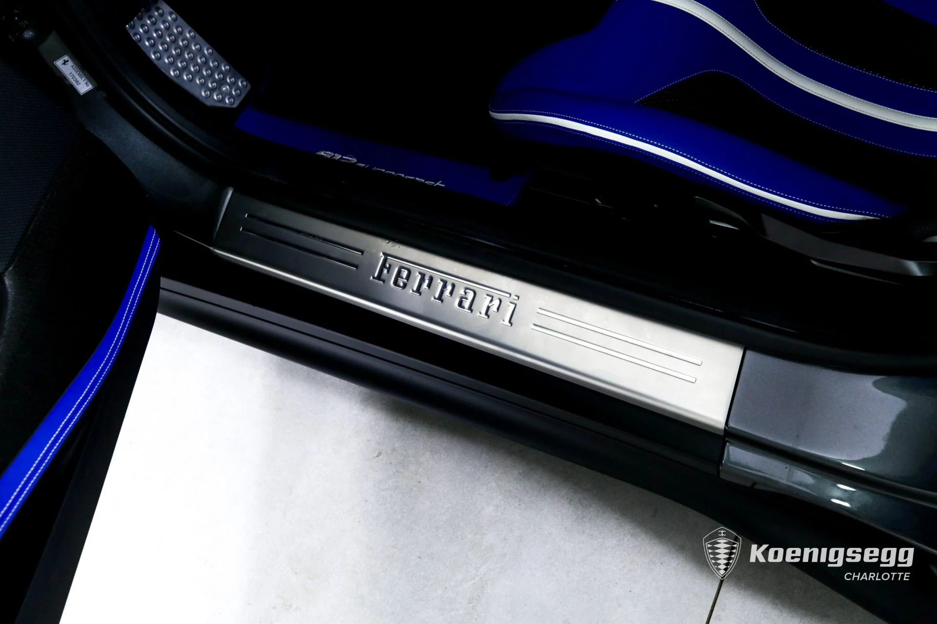 mph015_1355519376_Used_2020_Ferrari_812_Superfast_1718728574_5a67b35663