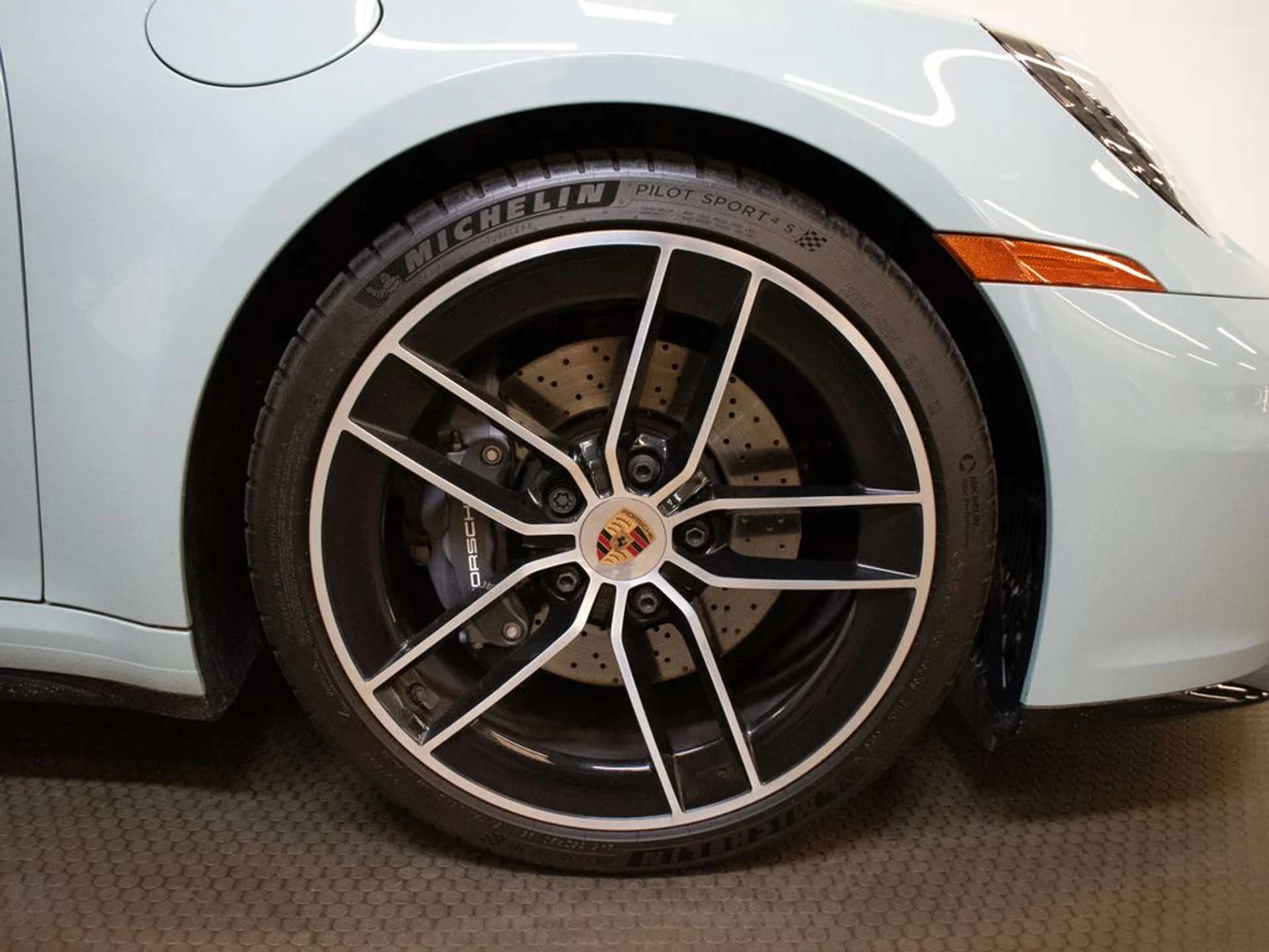 mph015_1358427556_d2d52aa2feab78df55a7bb07e49616b4x_35cb410cb6