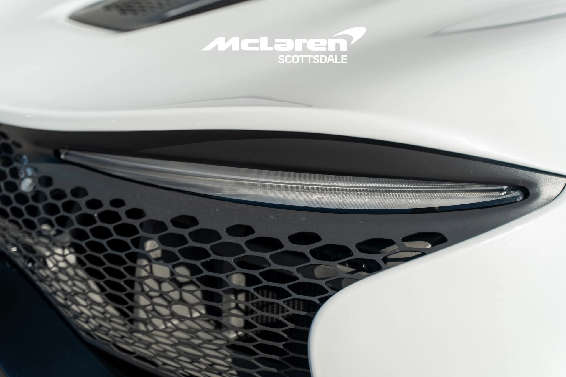 mph015_1359499632_Used_2023_MCLAREN_ARTURA_1758922926_f44b909f96